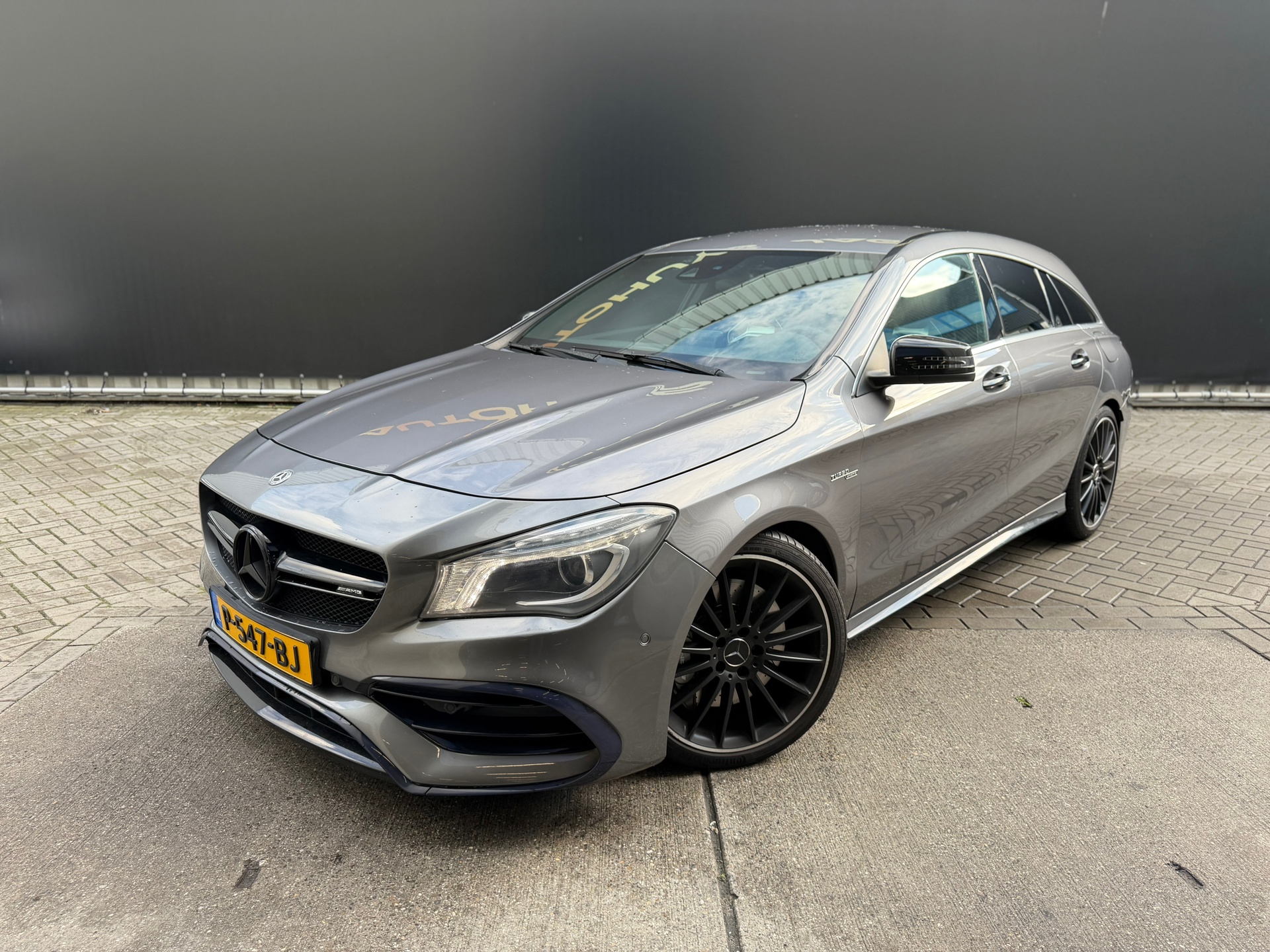 Foto van Mercedes-Benz AMG Cla 45