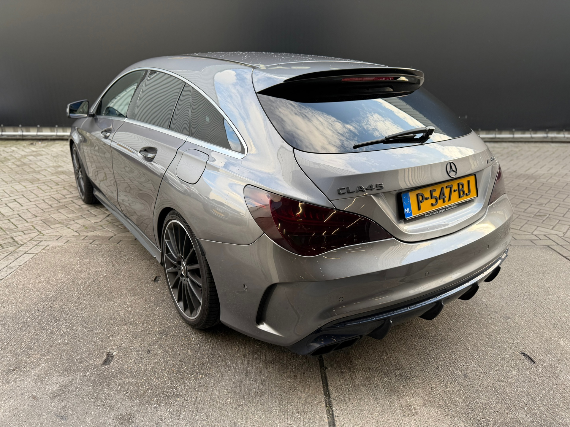 Foto van Mercedes-Benz AMG Cla 45