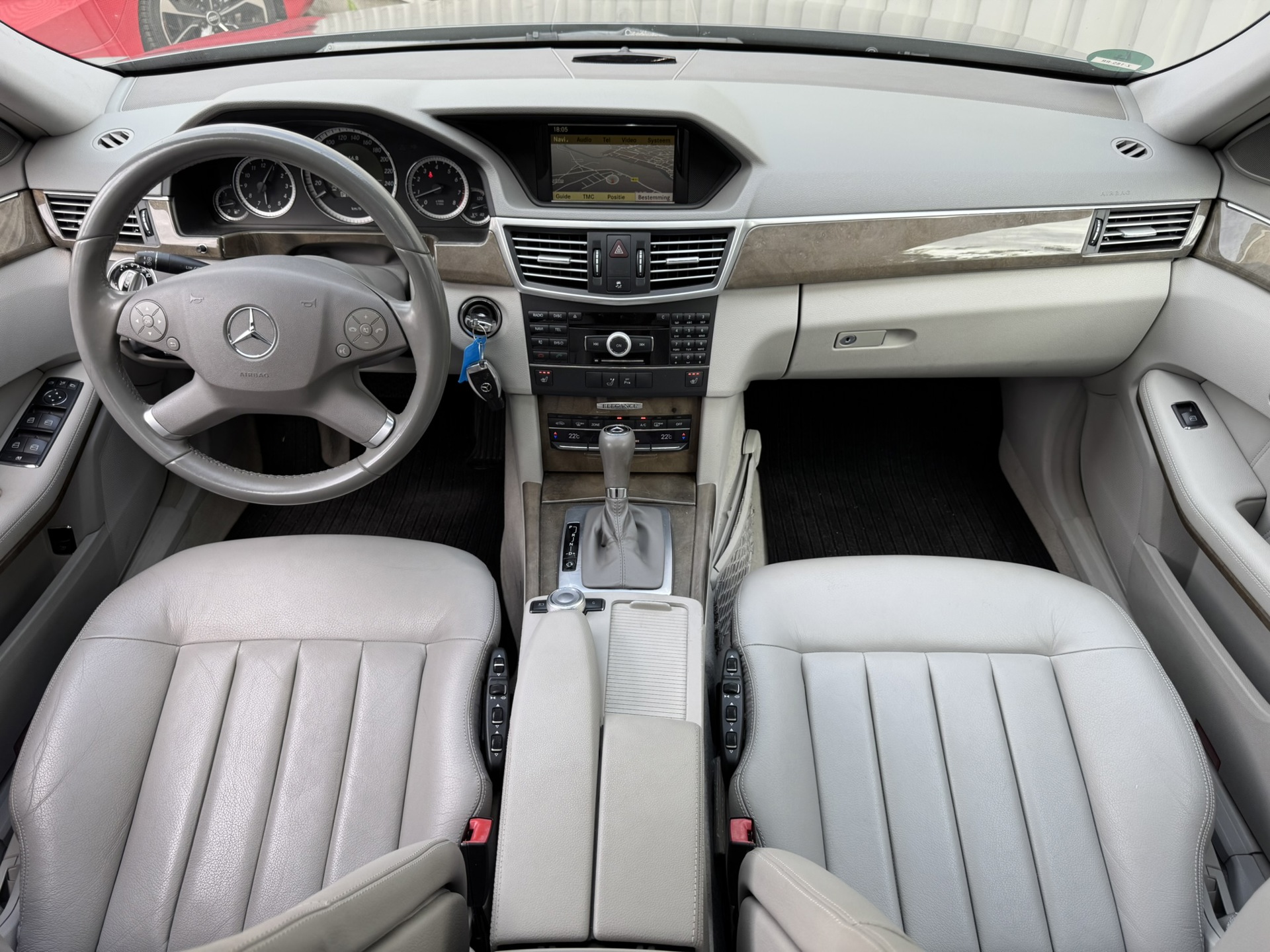 Foto van Mercedes-Benz E 250 Cgi