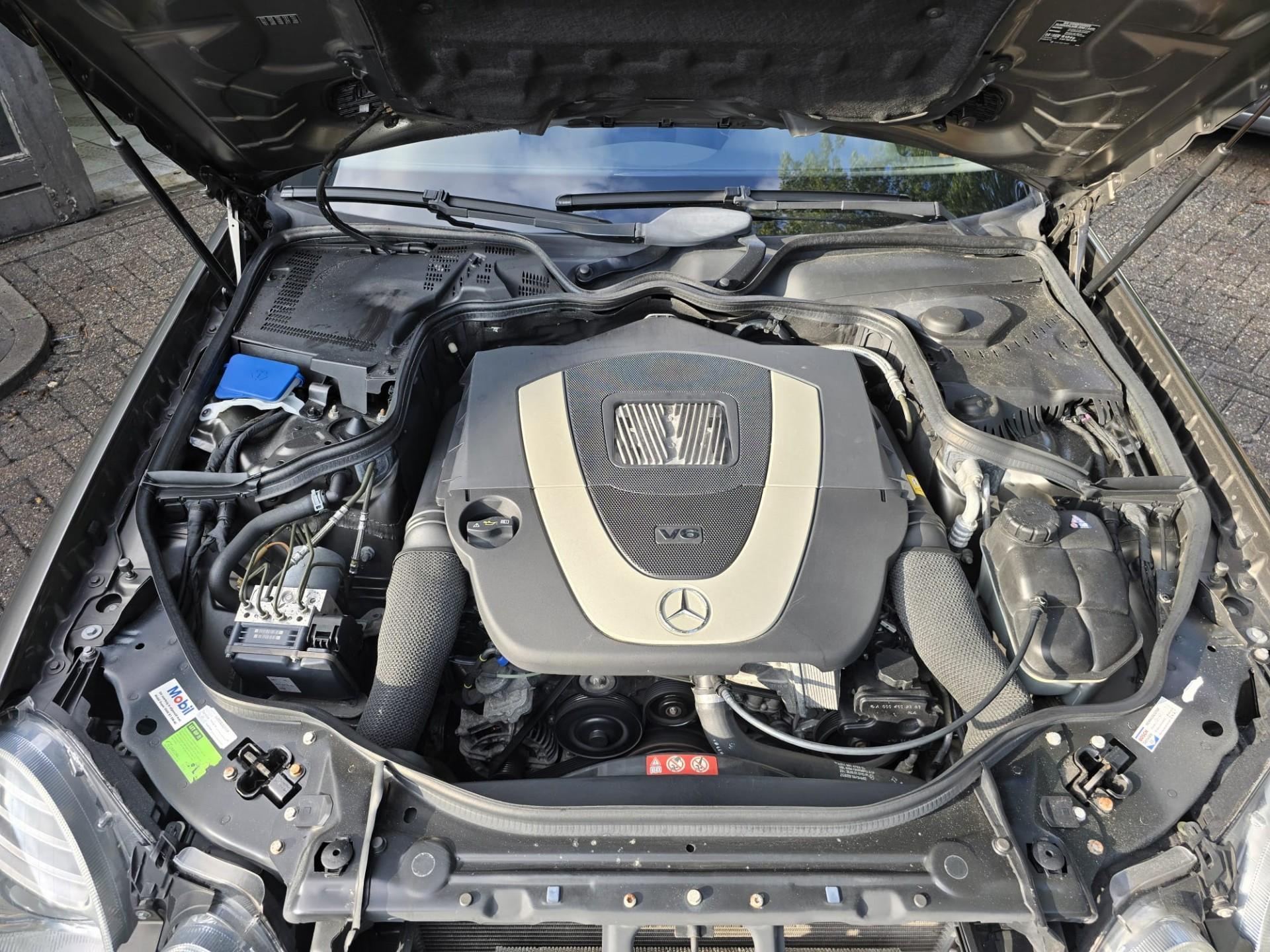 Foto van Mercedes-Benz E 230
