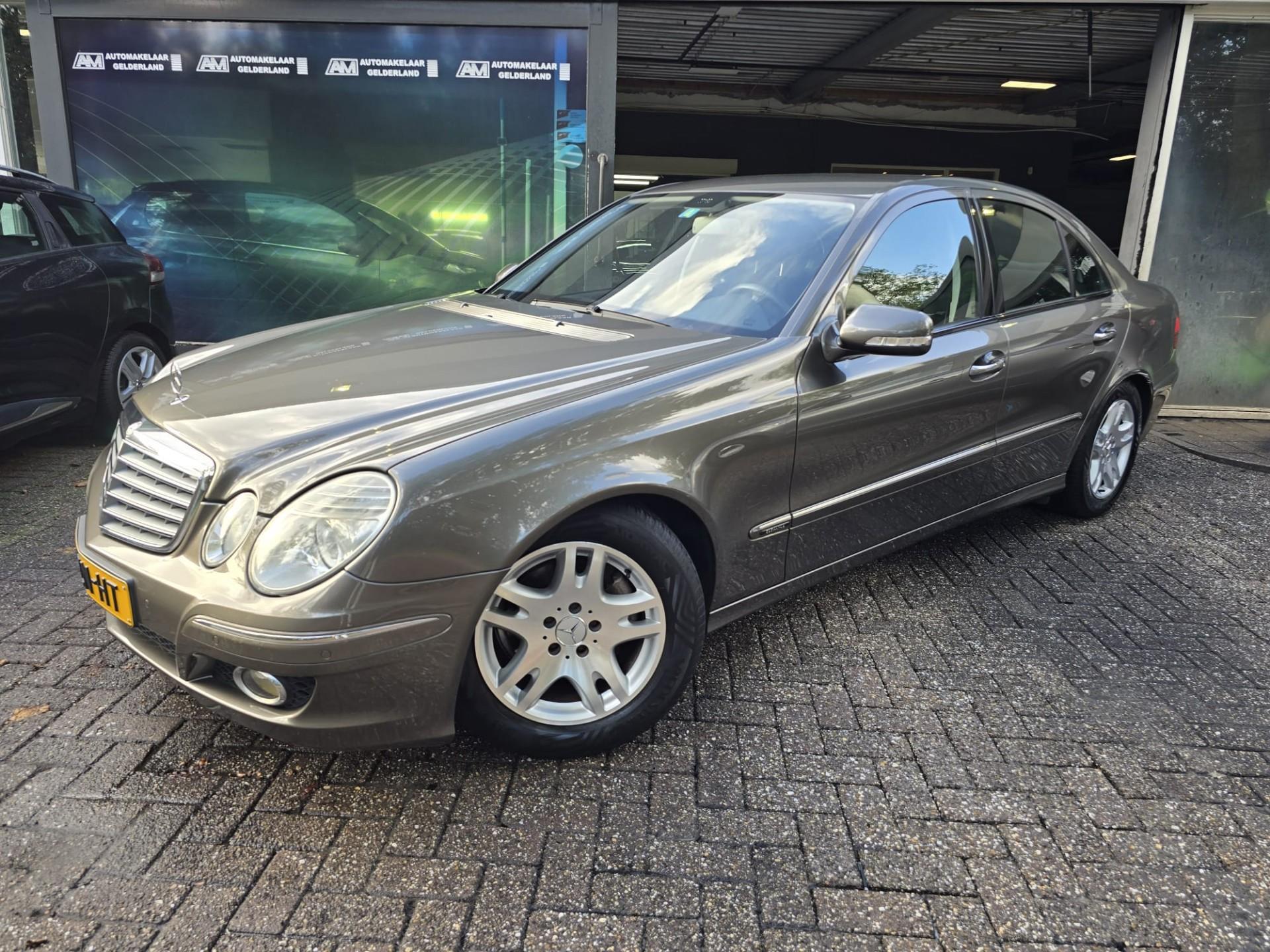 Mercedes-Benz E 230 230 Elegance | NIEUWE APK | AIRCO | CRUISE | LMV 2008 - voorkant