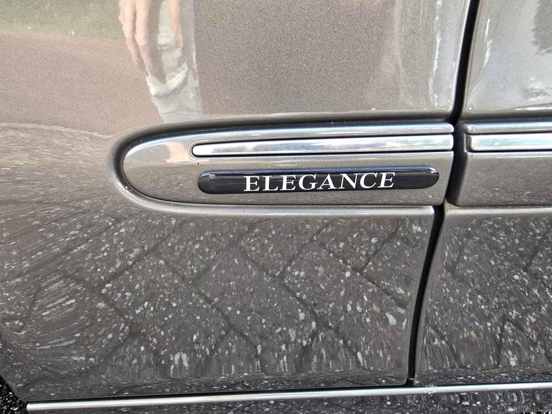 Foto van Mercedes-Benz E 230