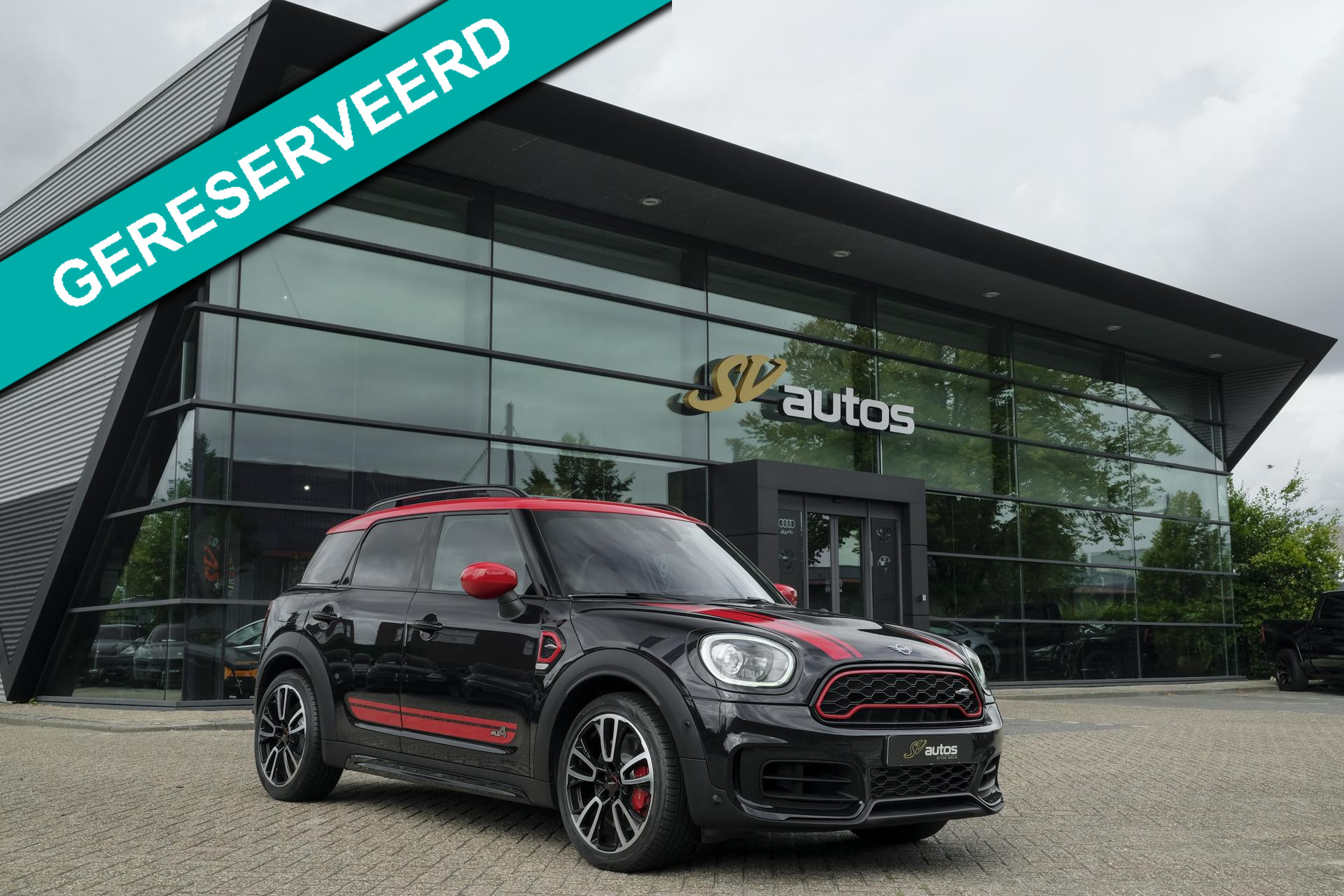 Mini Countryman JCW All4 2.0 John Cooper Works ALL4 | Pano | H&K | ACC | Head Up | 19 inch | NL Auto | 2019 - voorkant