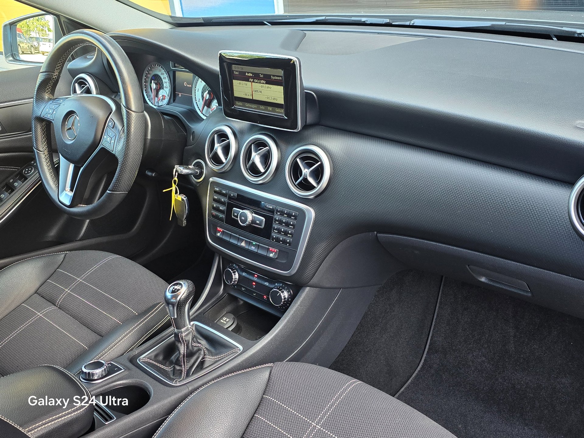 Foto van Mercedes-Benz A 180