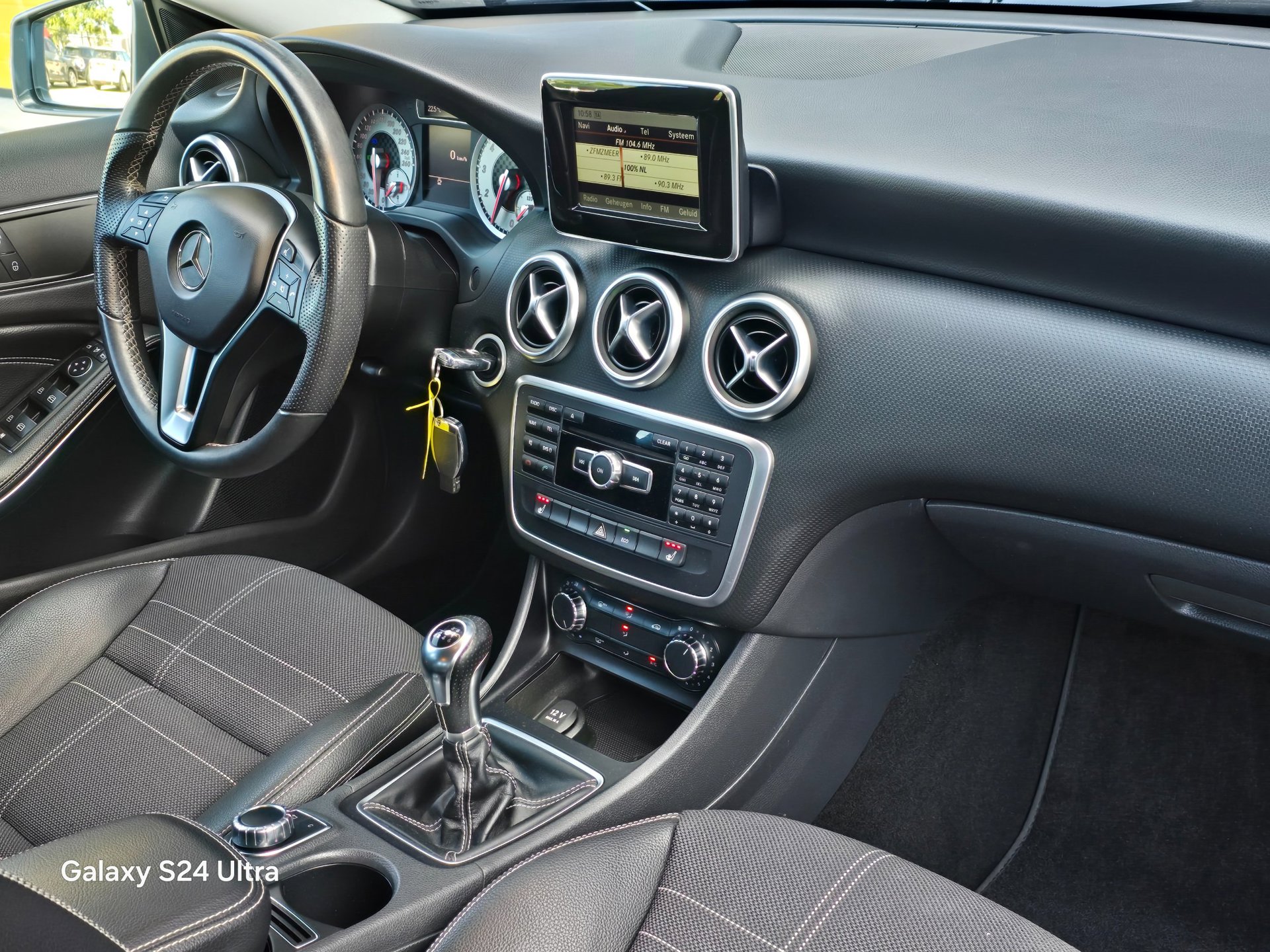Foto van Mercedes-Benz A 180