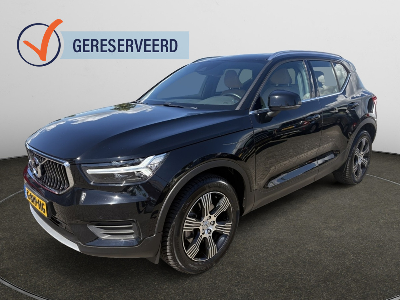 Volvo XC40 2.0 T4 Inscription | 1e eigenaar 2019 - voorkant
