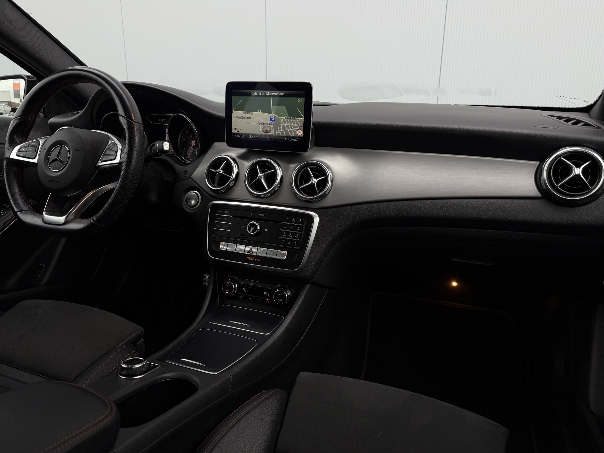 Foto van Mercedes-Benz Gla 180