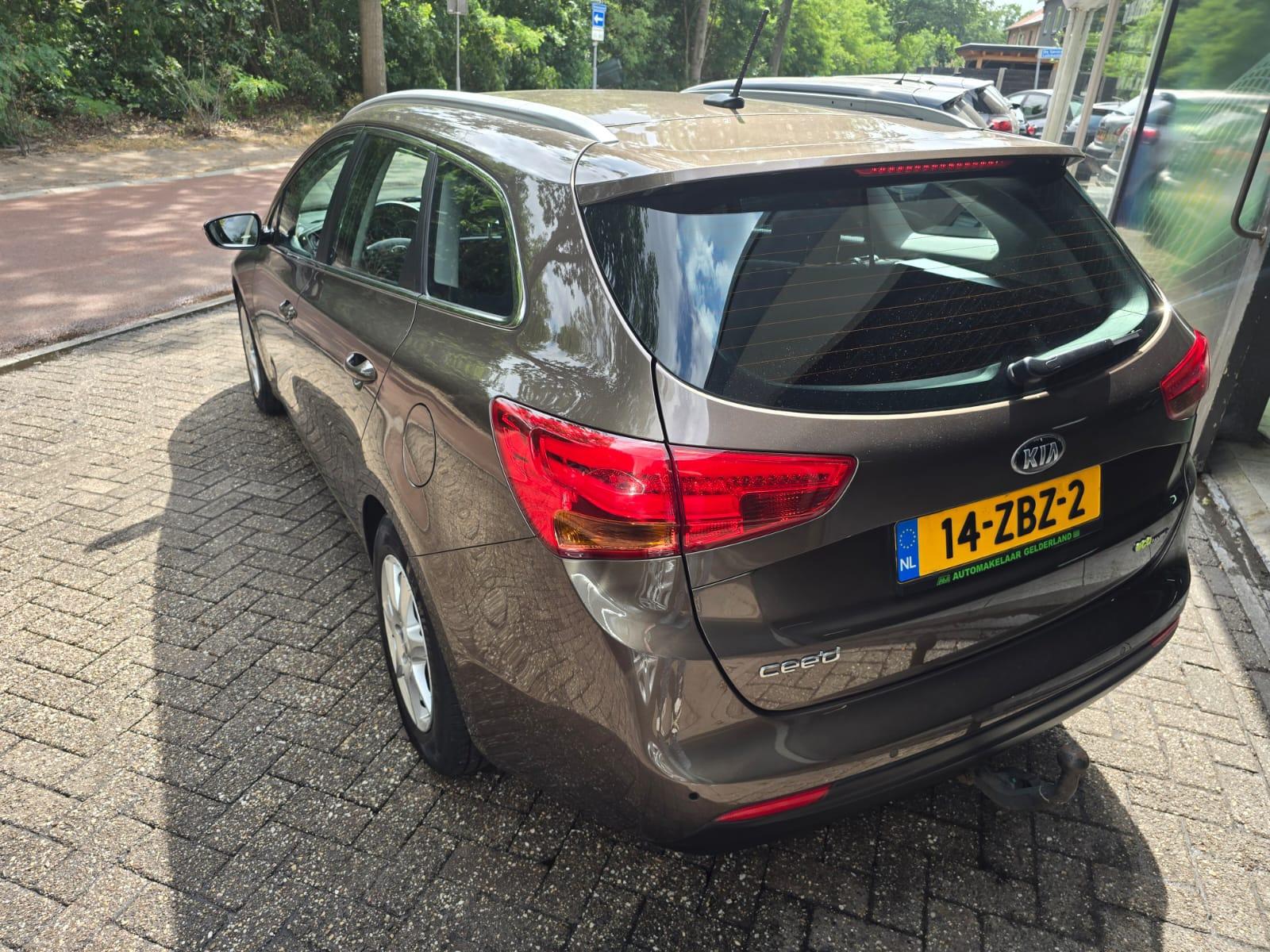 Foto van Kia Cee D
