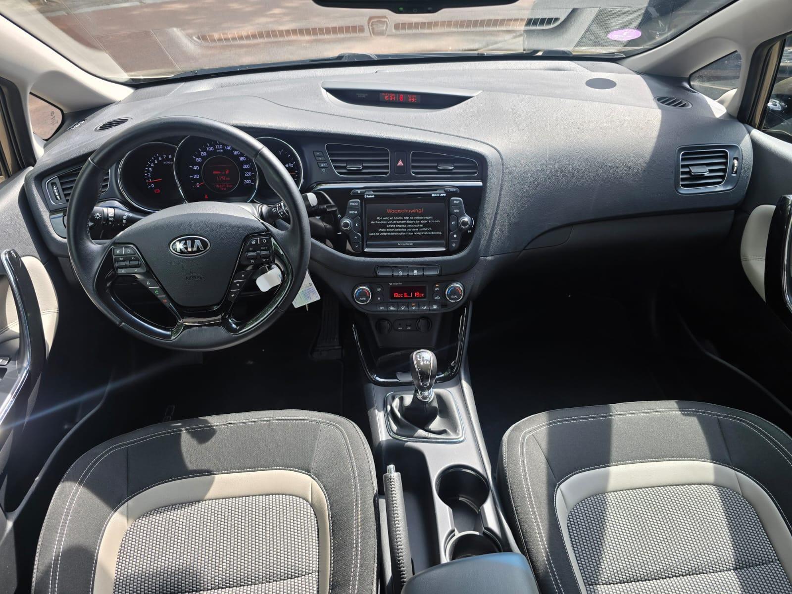 Foto van Kia Cee D