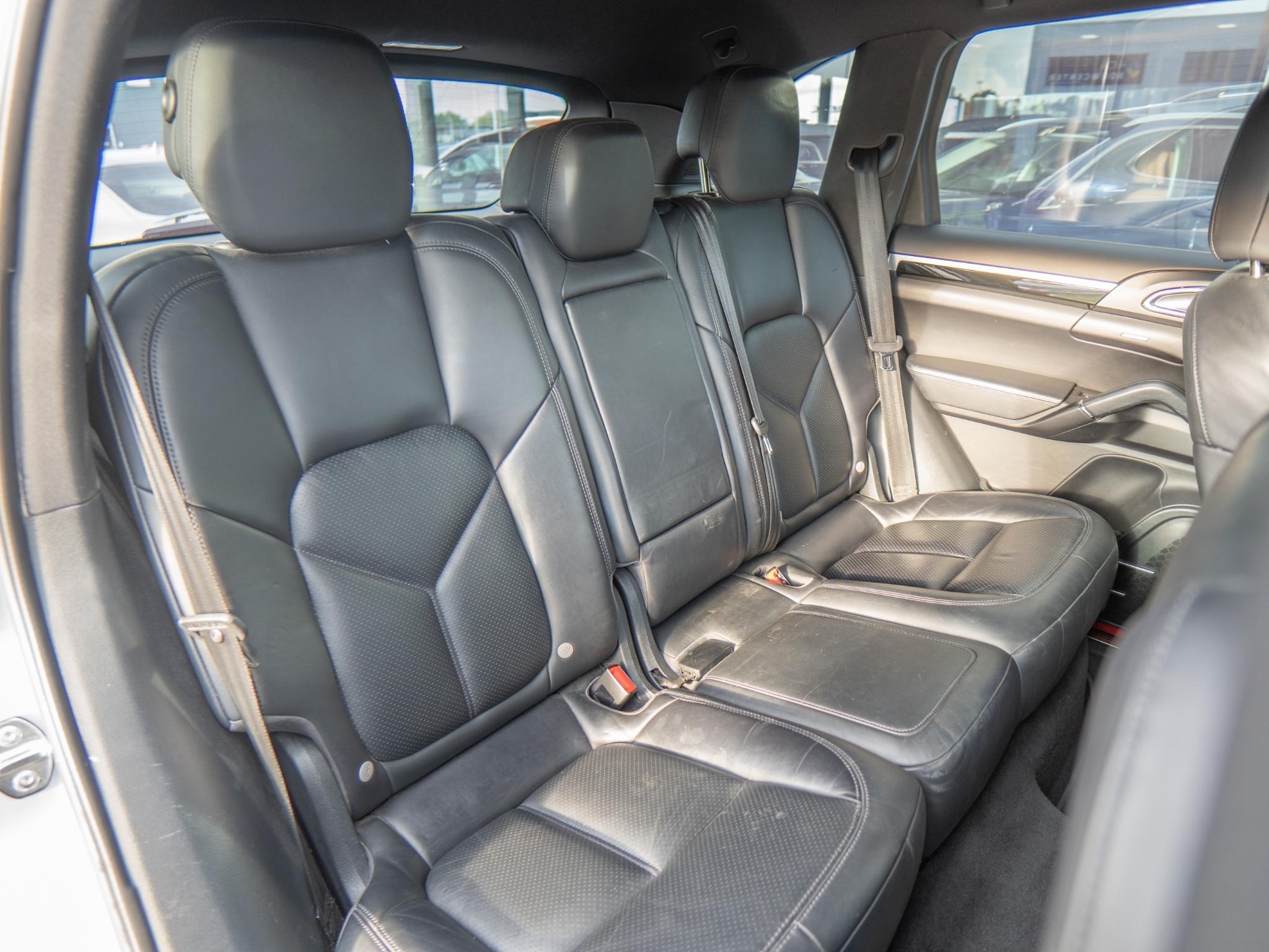 Foto van Porsche Cayenne S E-hybrid