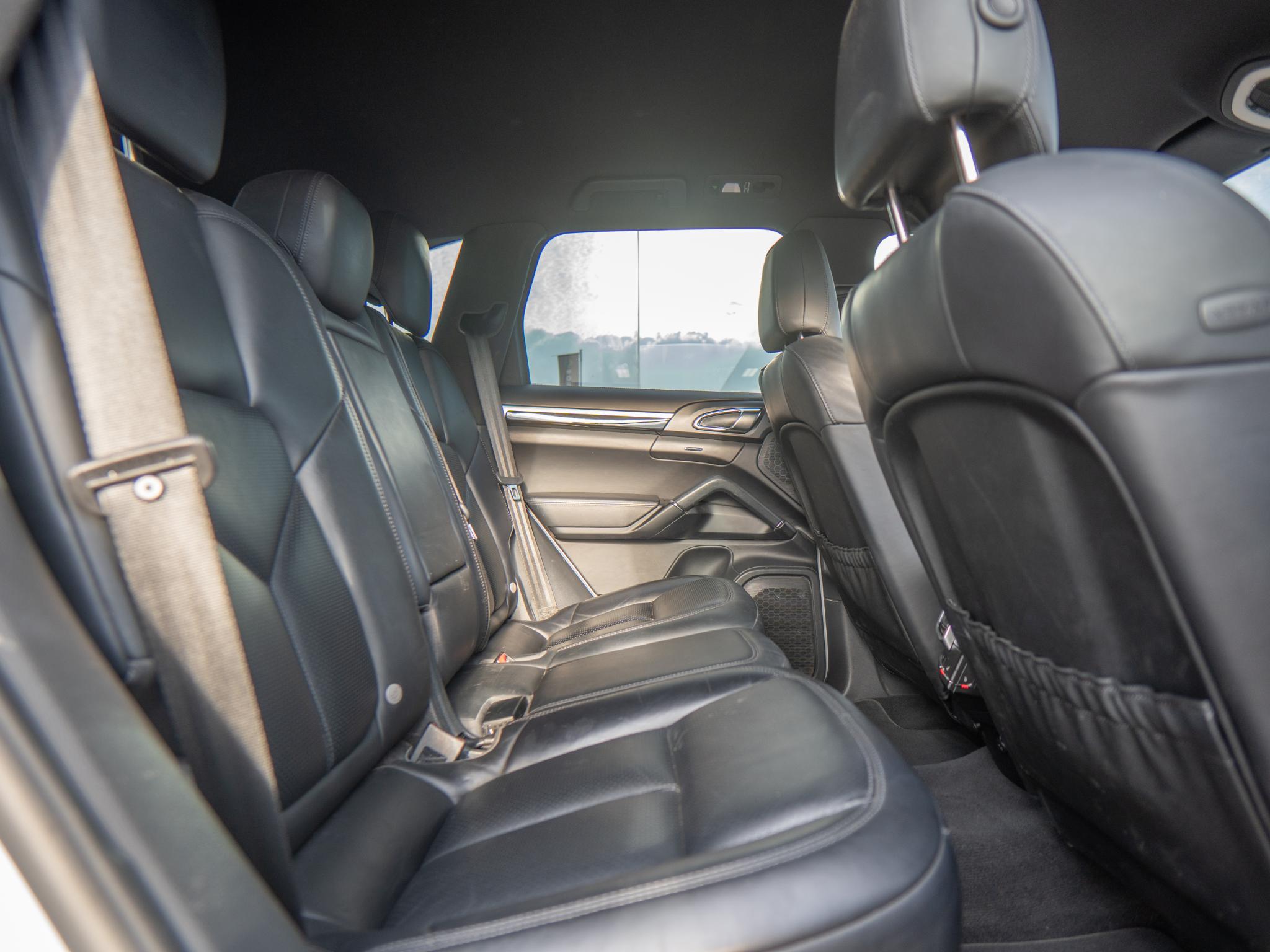 Foto van Porsche Cayenne S E-hybrid