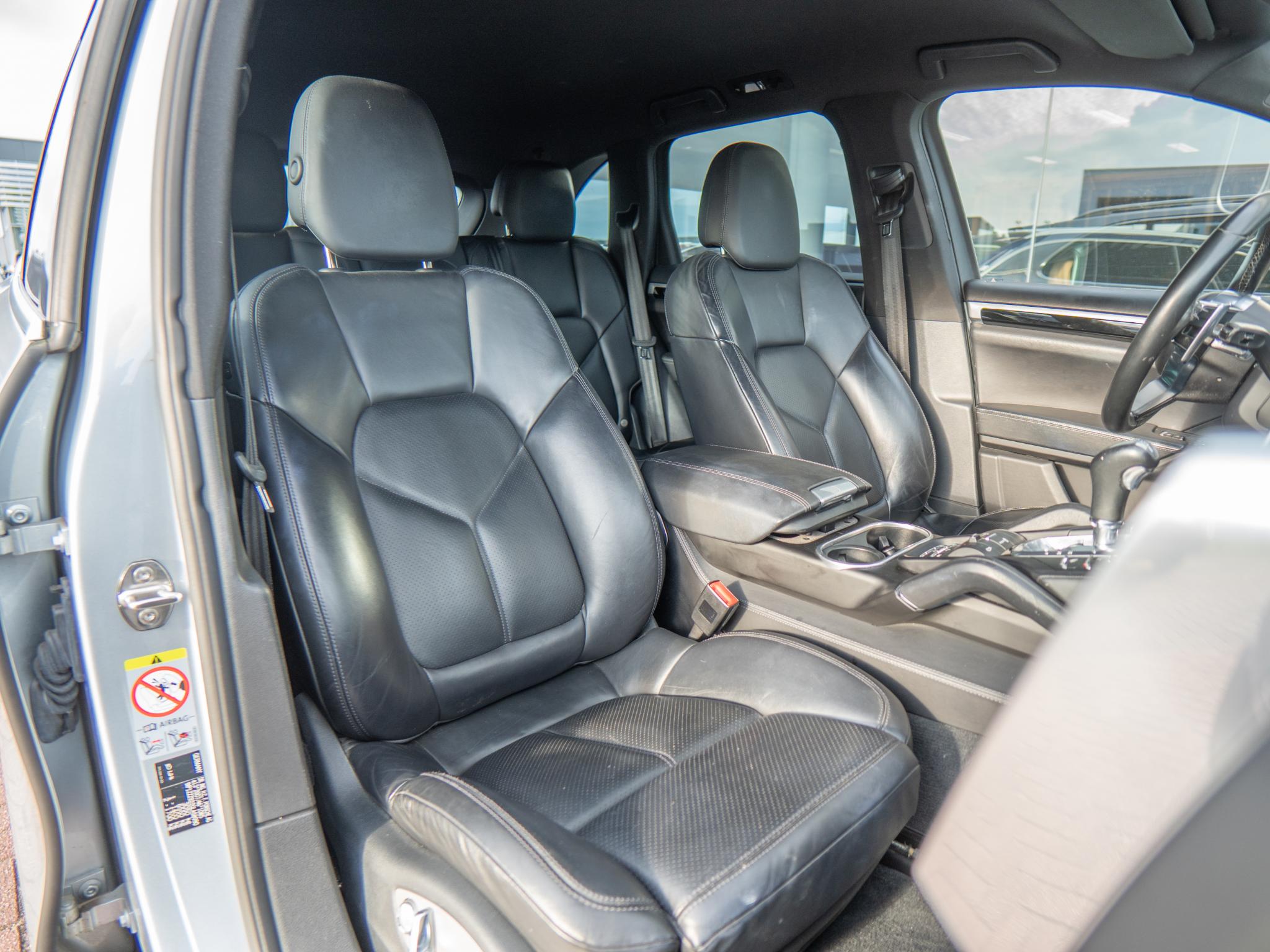 Foto van Porsche Cayenne S E-hybrid
