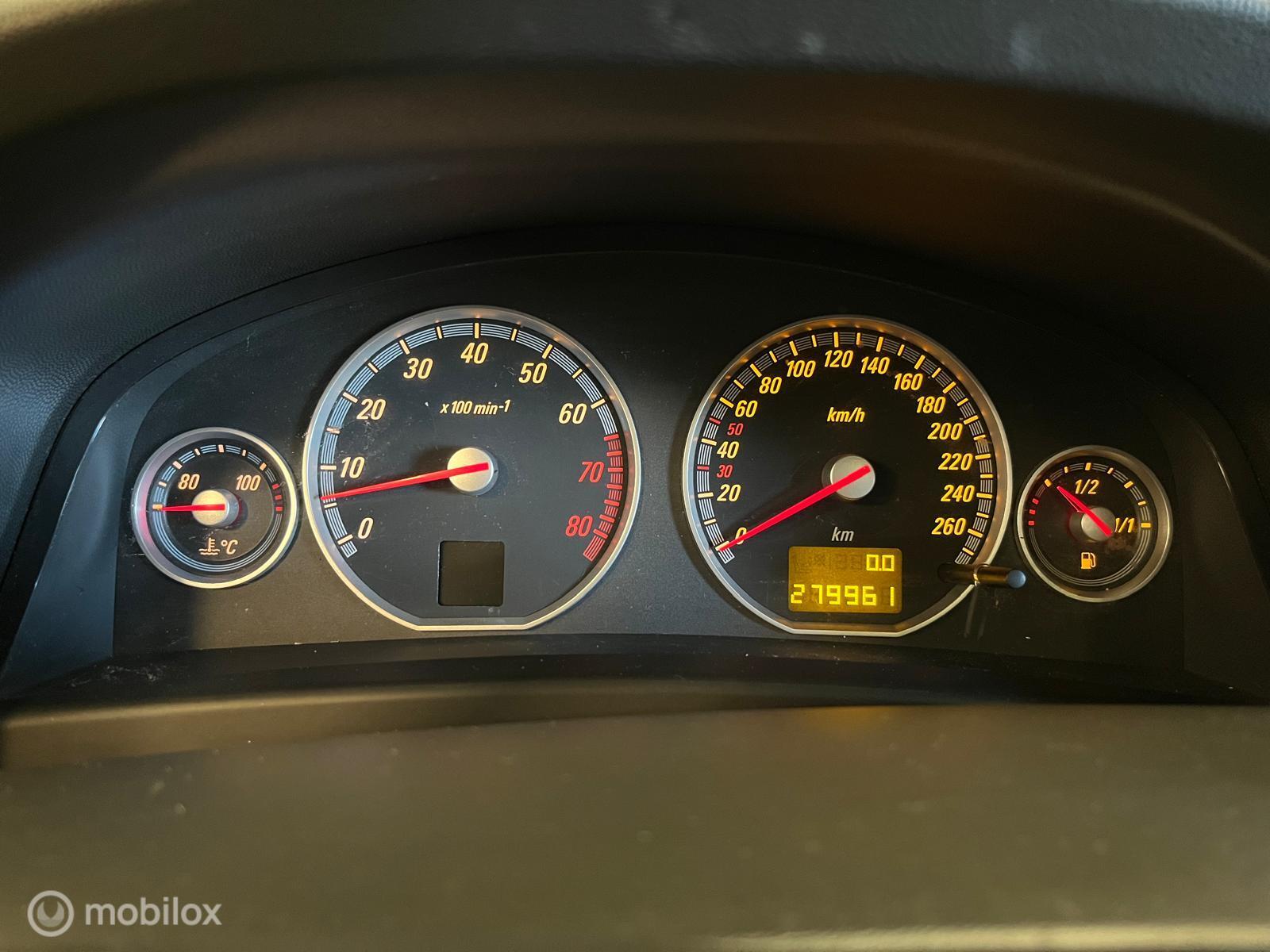 Foto van Opel Vectra GTS
