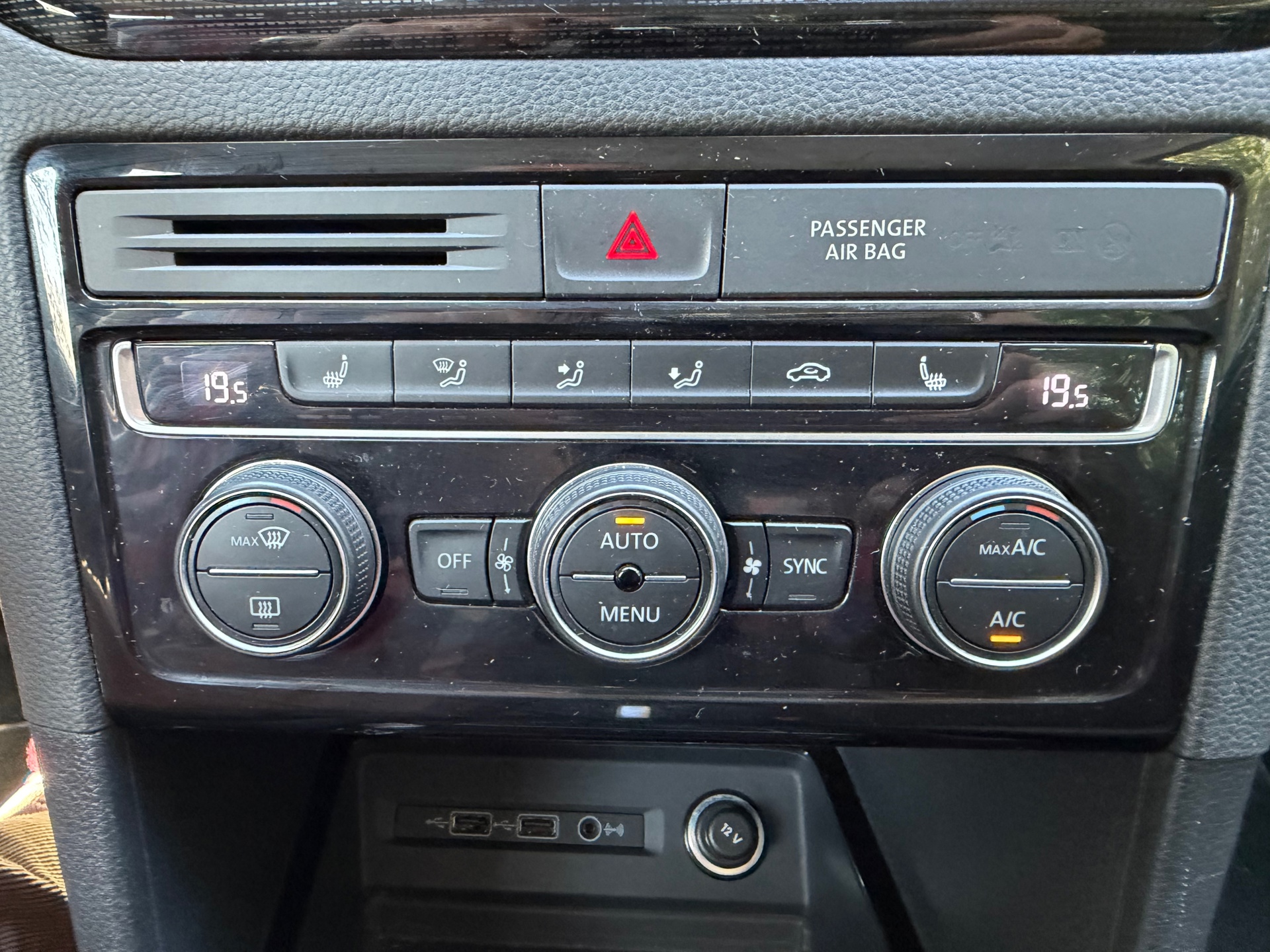 Foto van Volkswagen Golf Sportsvan