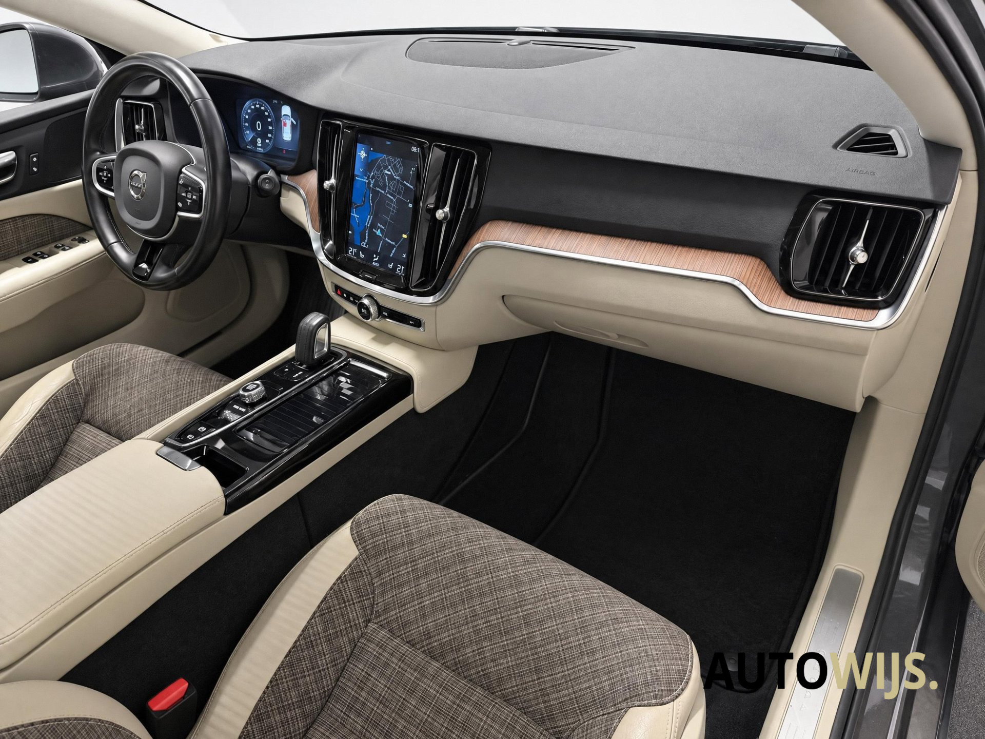 Foto van Volvo V60 T6 Twin Engine