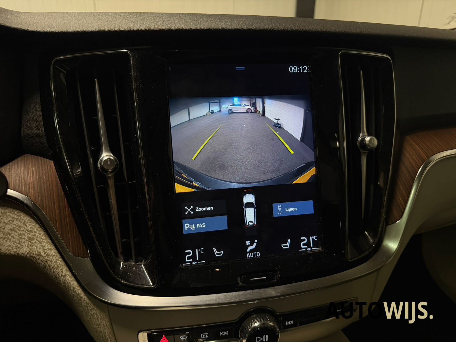 Foto van Volvo V60 T6 Twin Engine