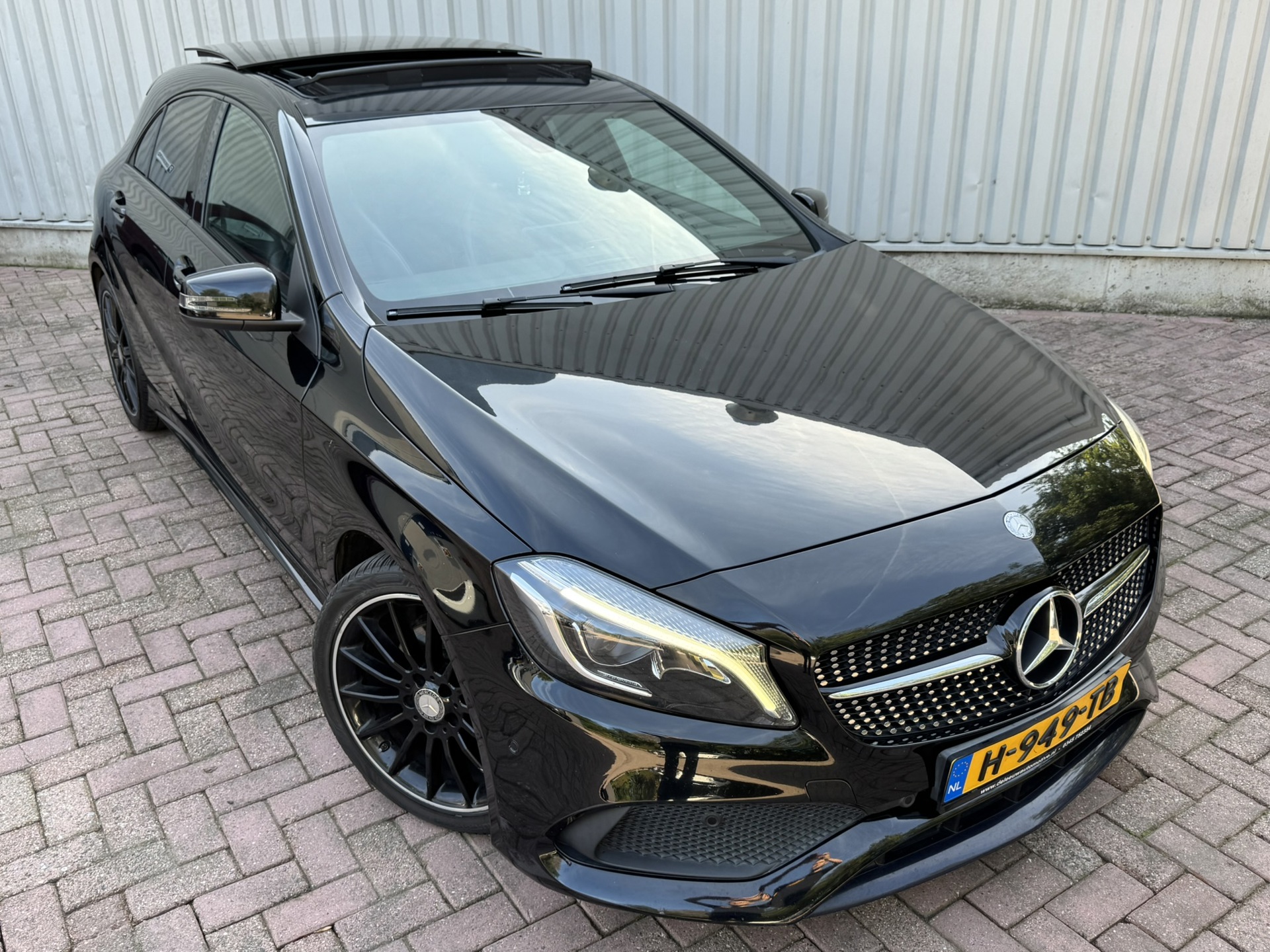 Foto van Mercedes-Benz A 200