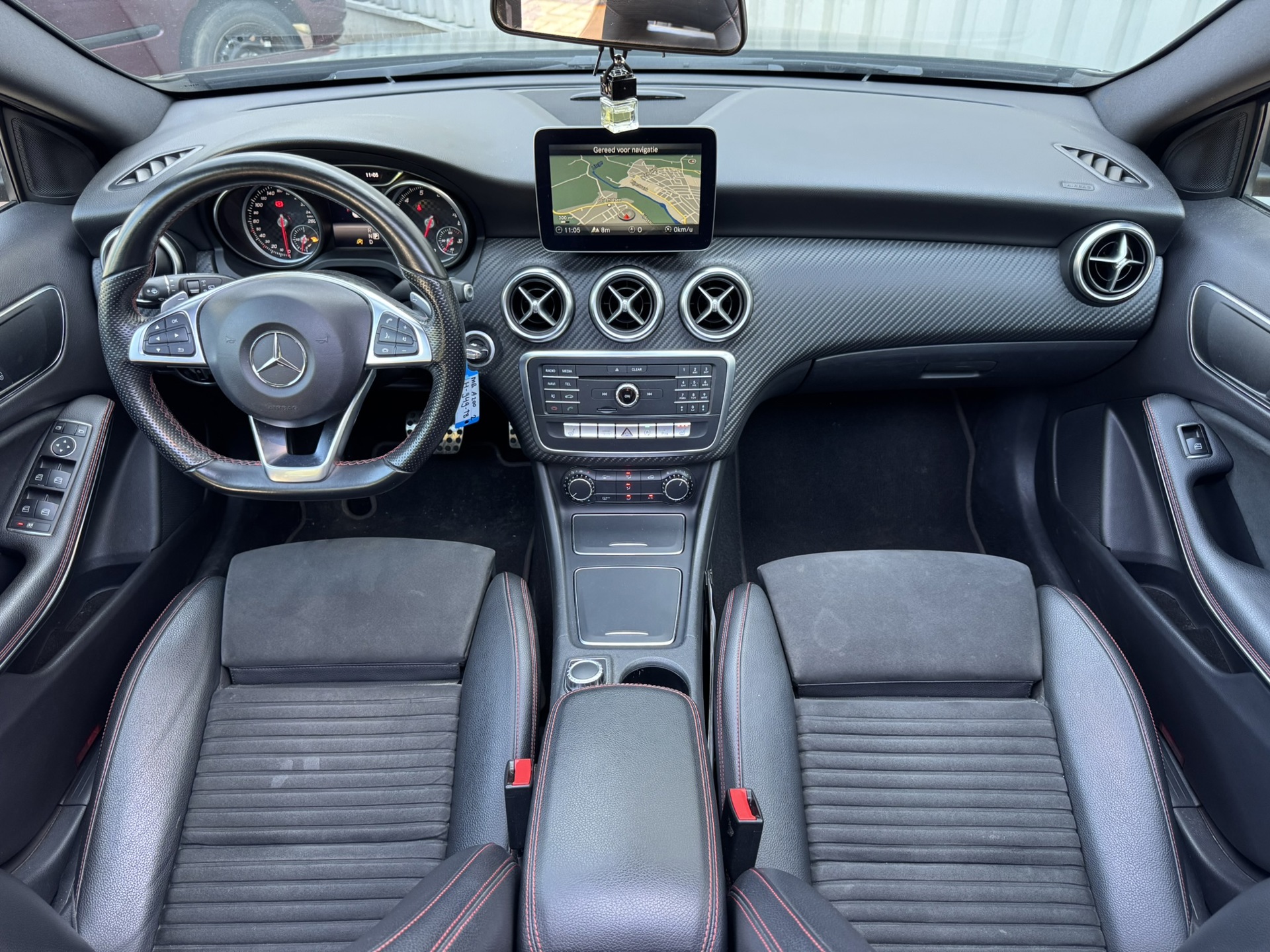 Foto van Mercedes-Benz A 200