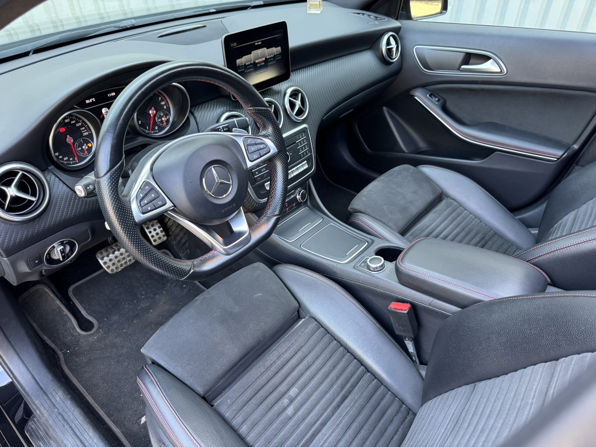 Foto van Mercedes-Benz A 200