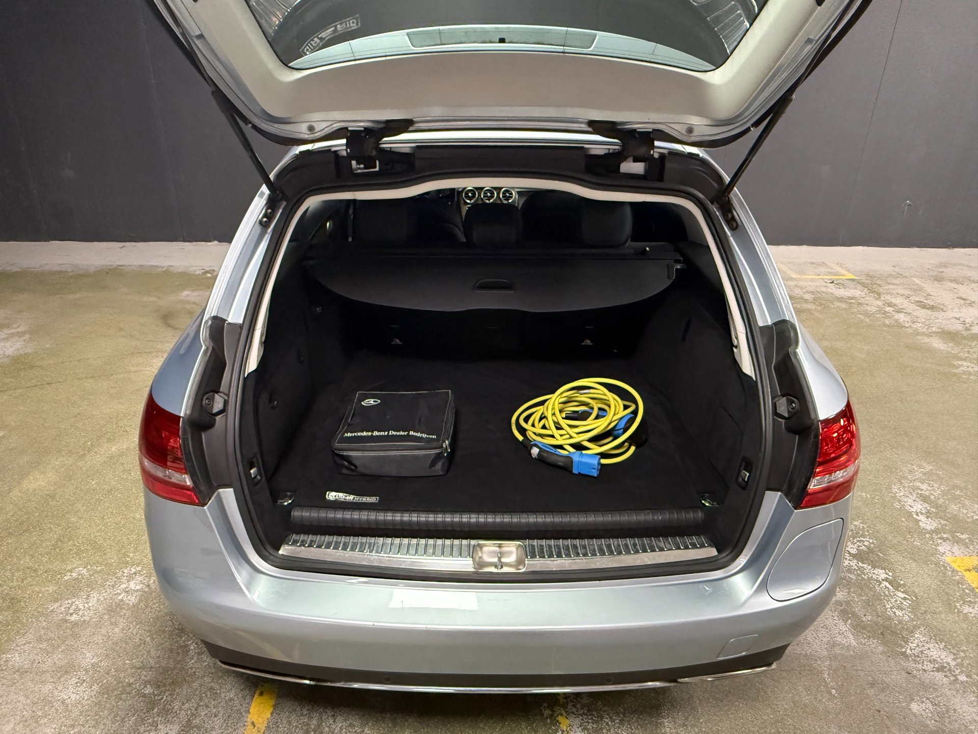 Foto van Mercedes-Benz C 350 E