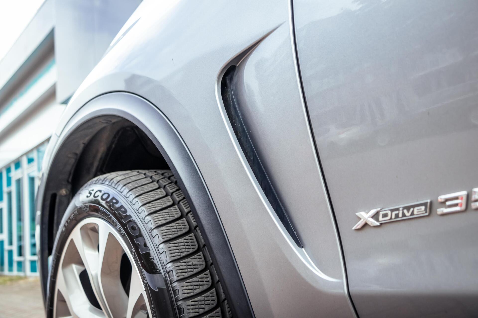 Foto van BMW X5 Xdrive35i