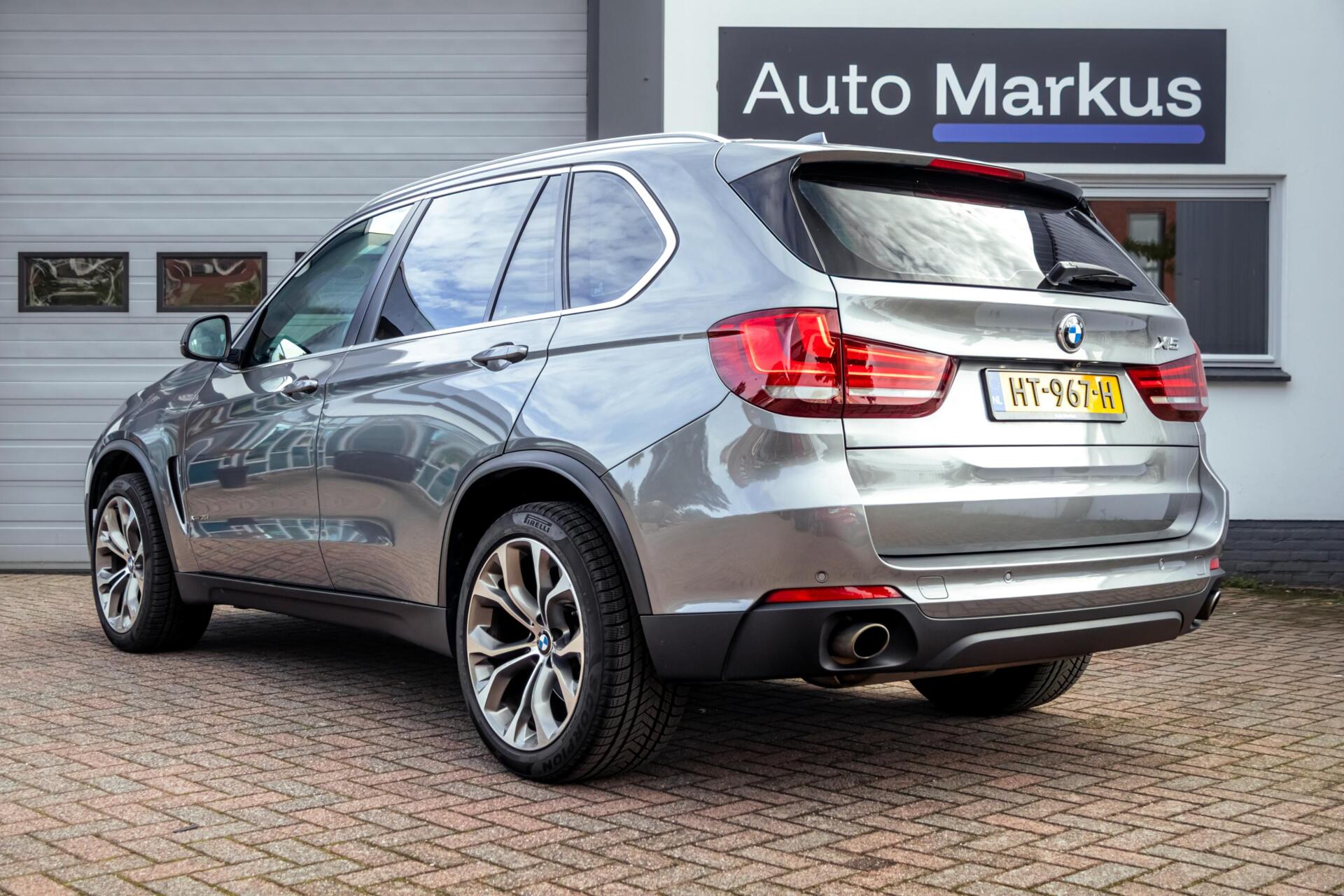 Foto van BMW X5 Xdrive35i