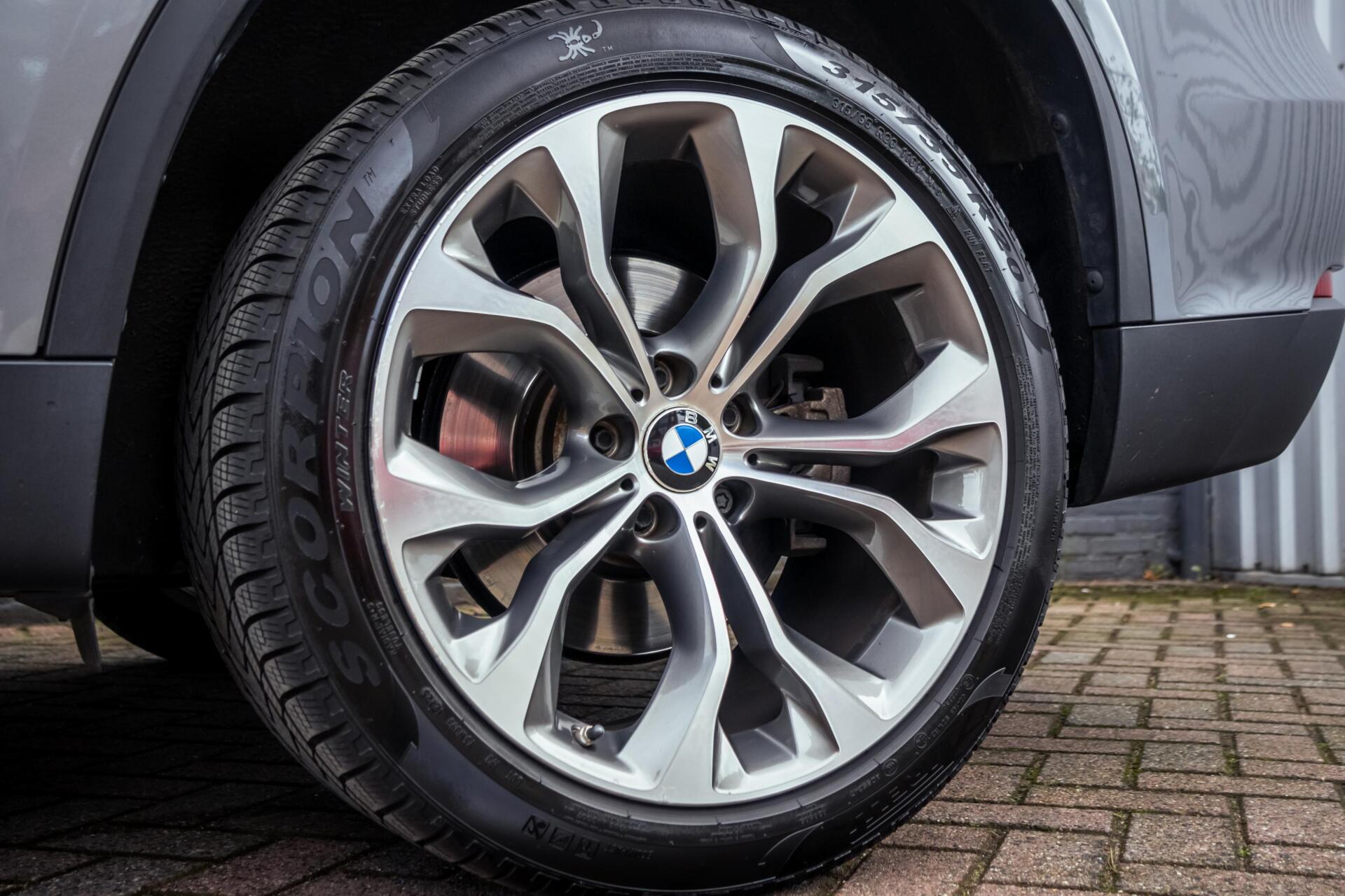 Foto van BMW X5 Xdrive35i