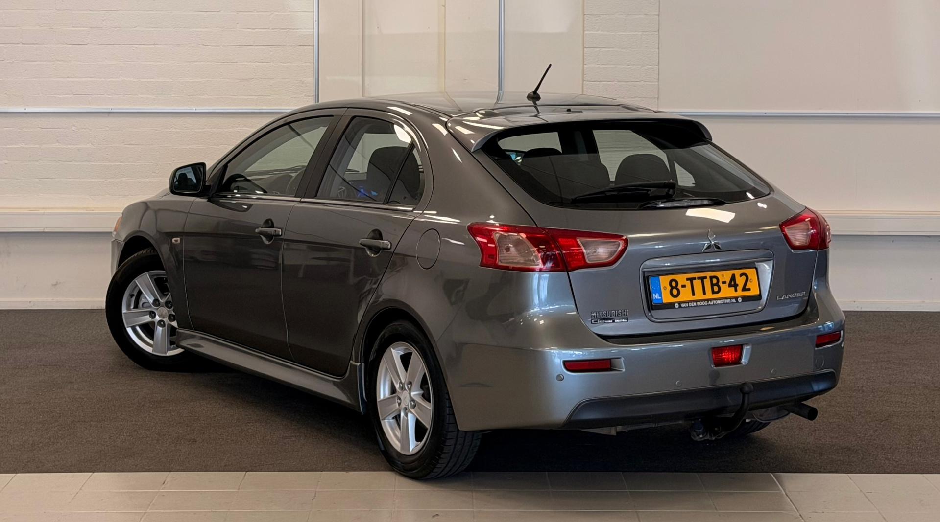 Foto van Mitsubishi Mitsubishi Lancer