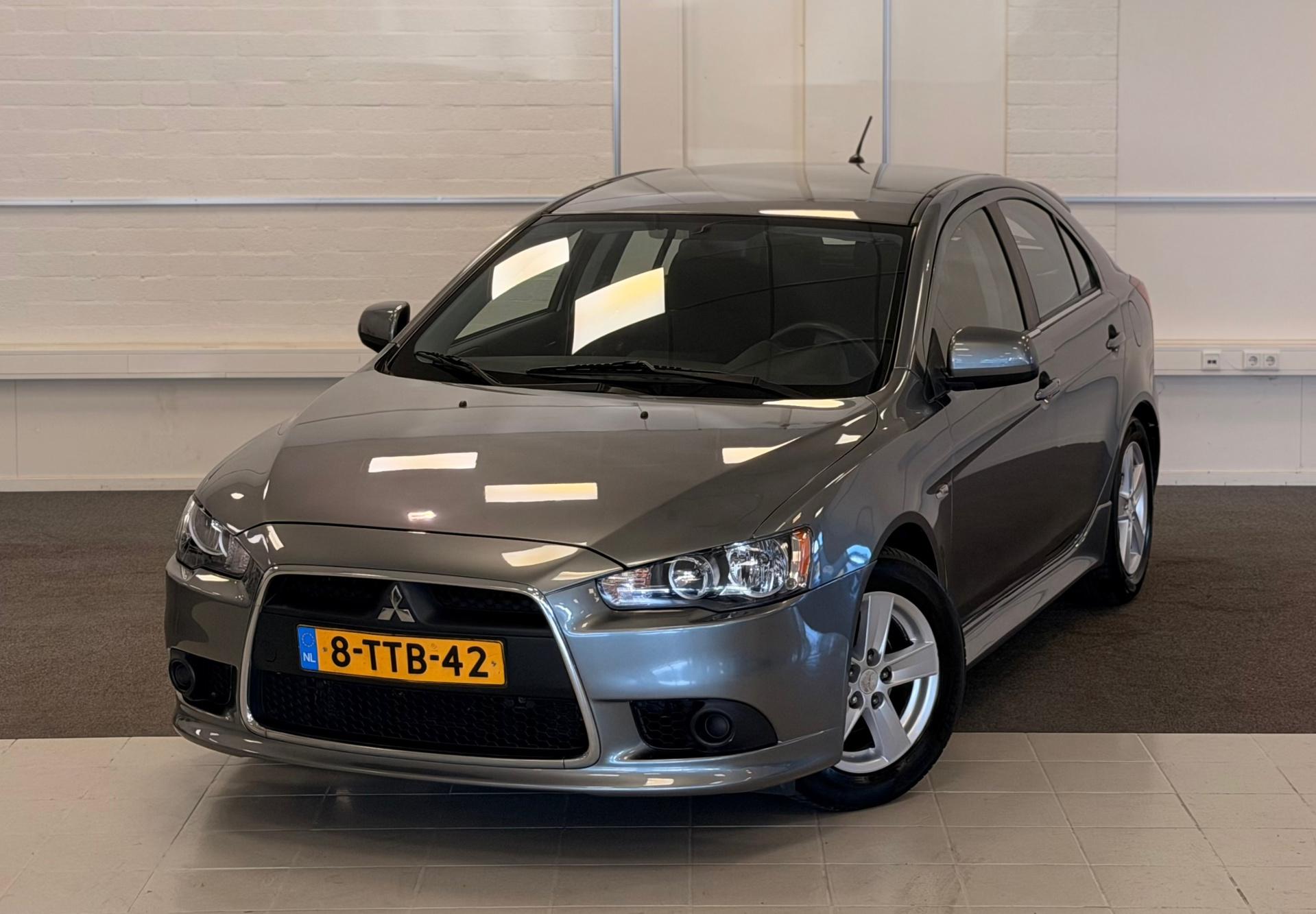 Foto van Mitsubishi Mitsubishi Lancer