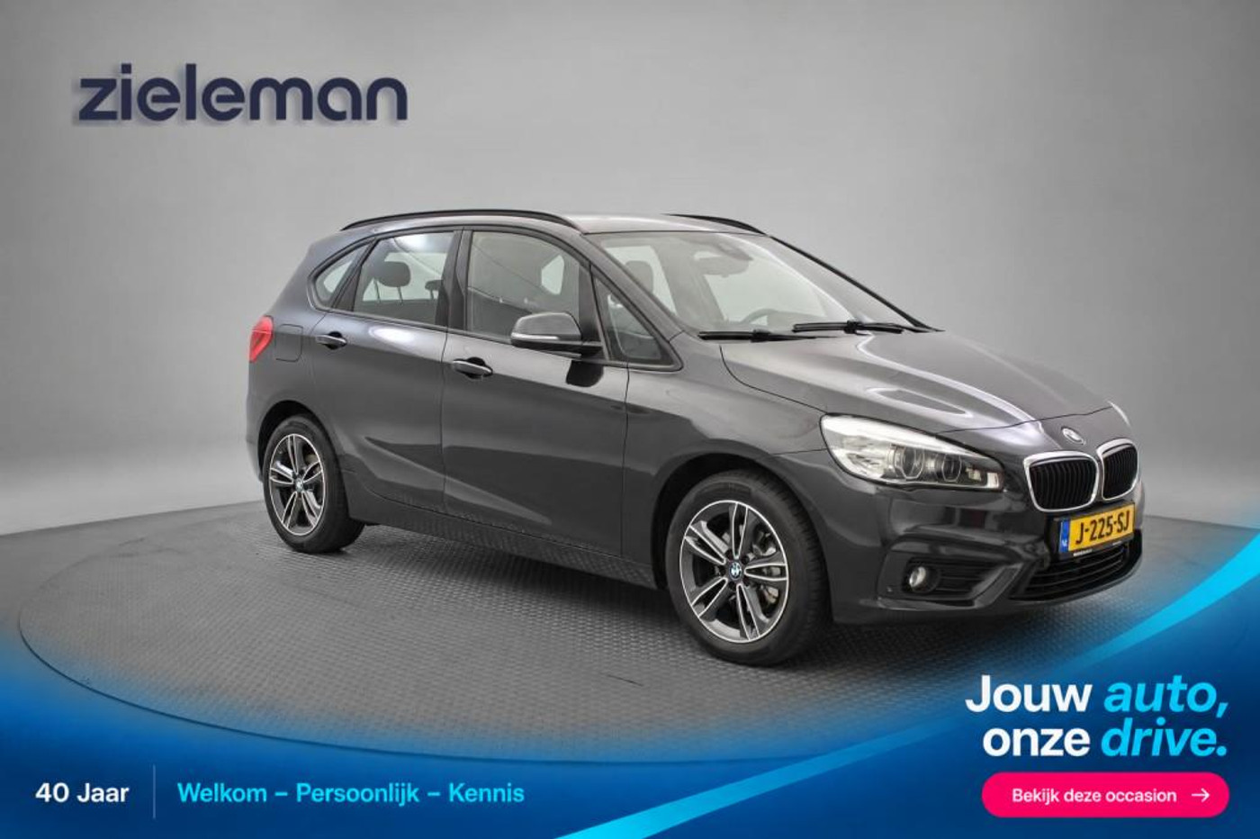 BMW 218i Active Tourer 218i High Exec. 2018 - voorkant