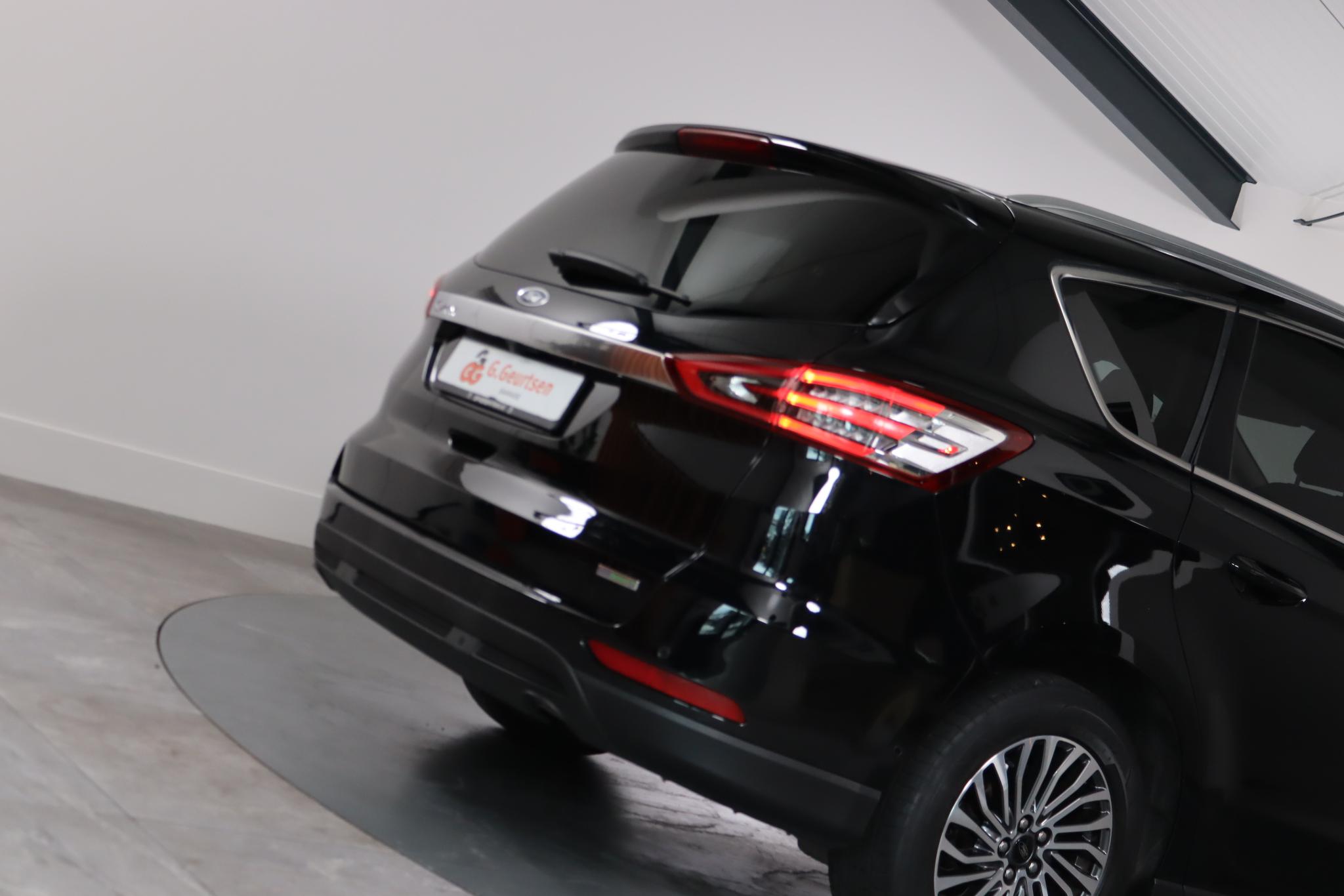 Foto van Ford S-max