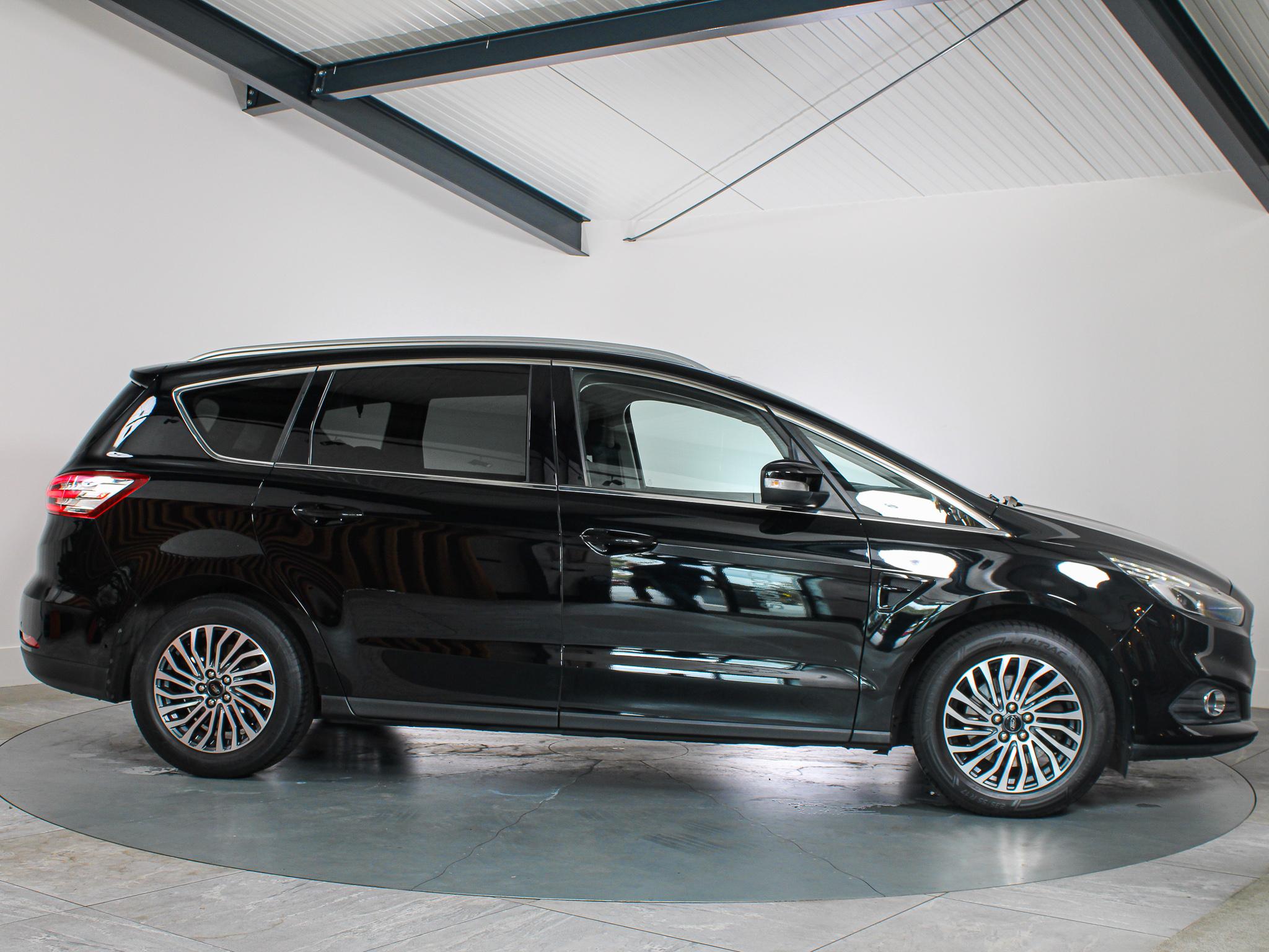 Foto van Ford S-max