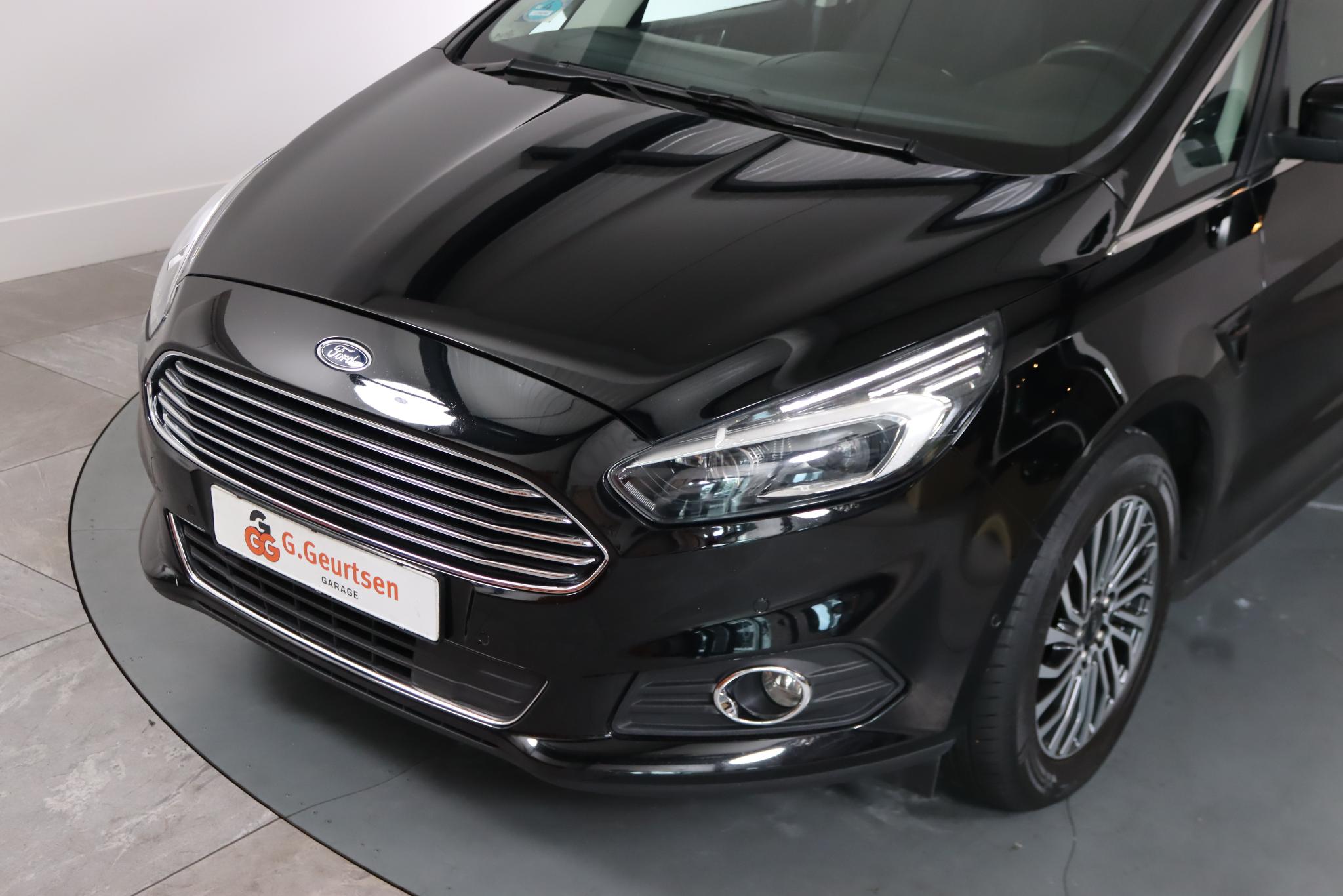 Foto van Ford S-max