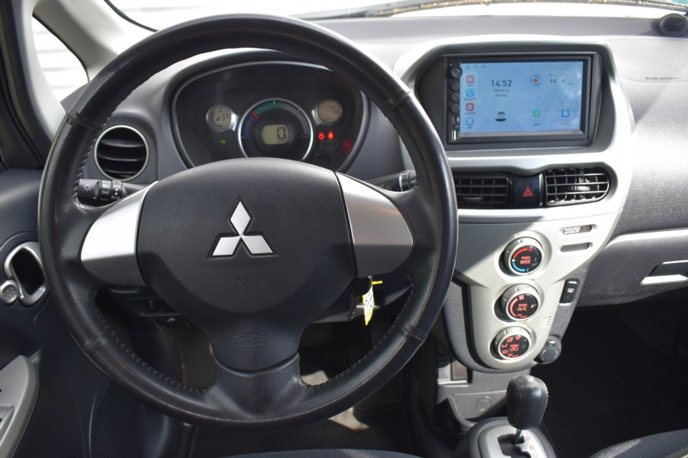 Foto van Mitsubishi Mitsubishi I-miev