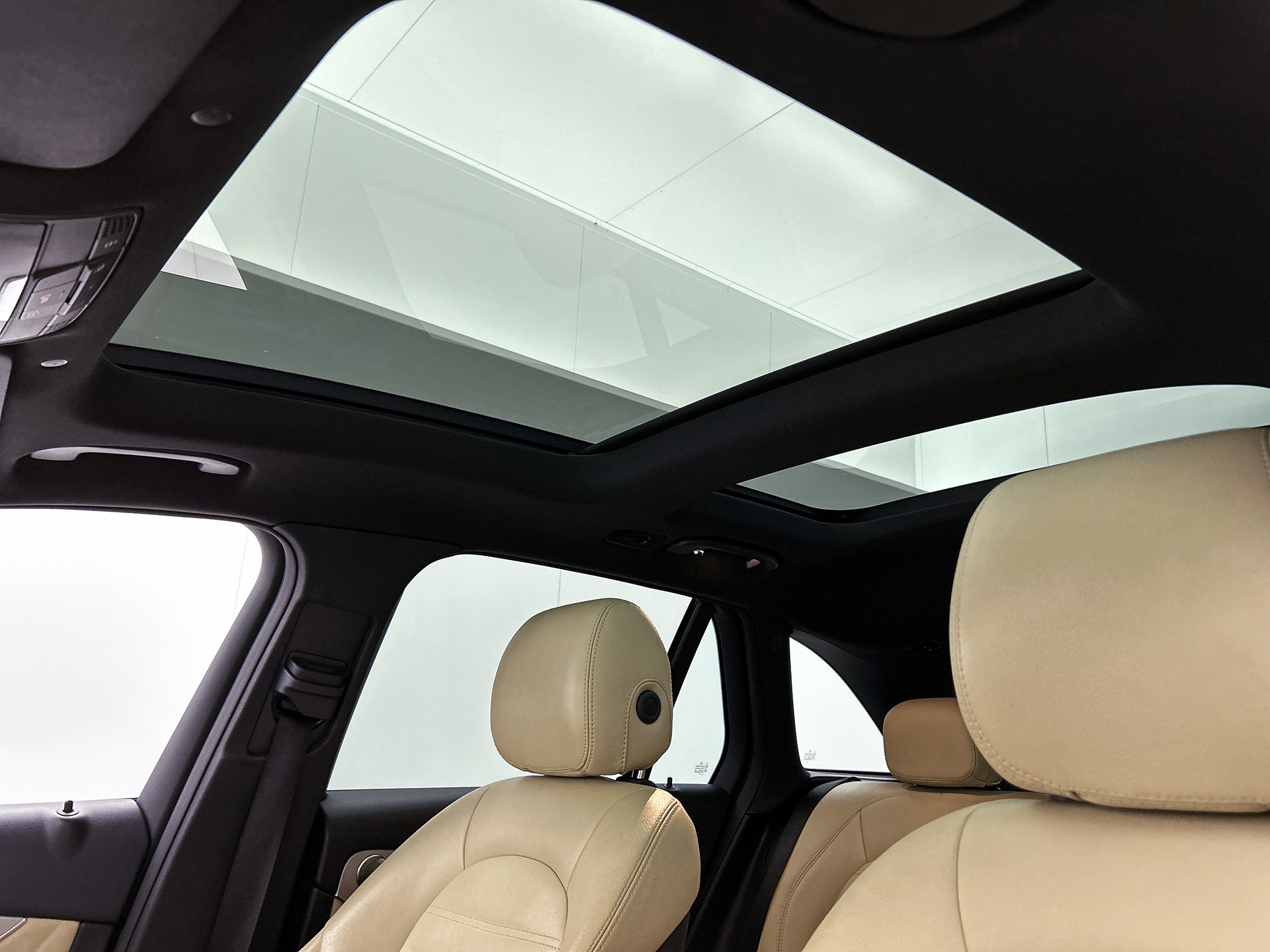 Foto van Mercedes-Benz GLC 300 E 4Matic