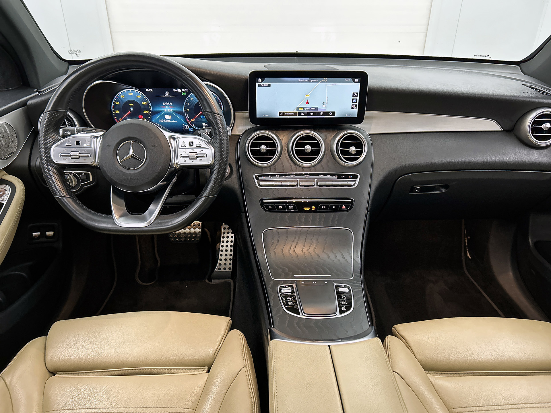 Foto van Mercedes-Benz GLC 300 E 4Matic