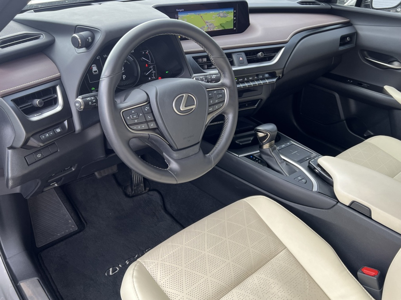 Foto van Lexus Lexus Ux250h