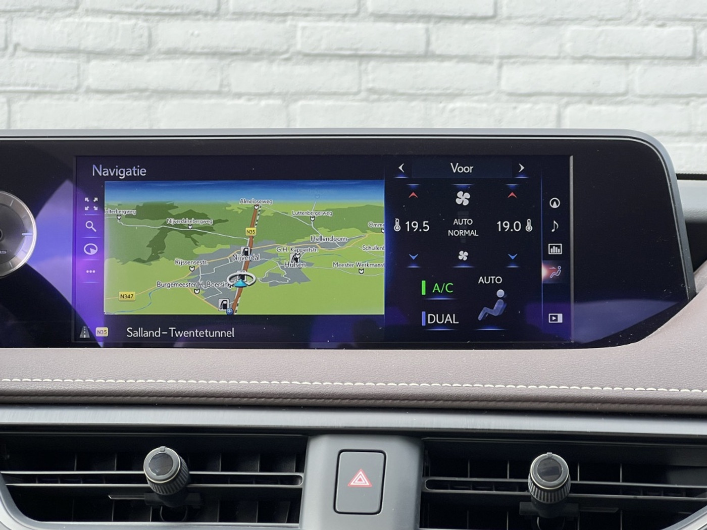 Foto van Lexus Lexus Ux250h