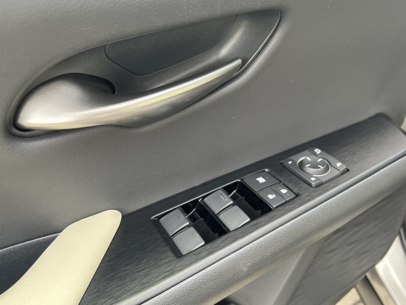 Foto van Lexus Lexus Ux250h