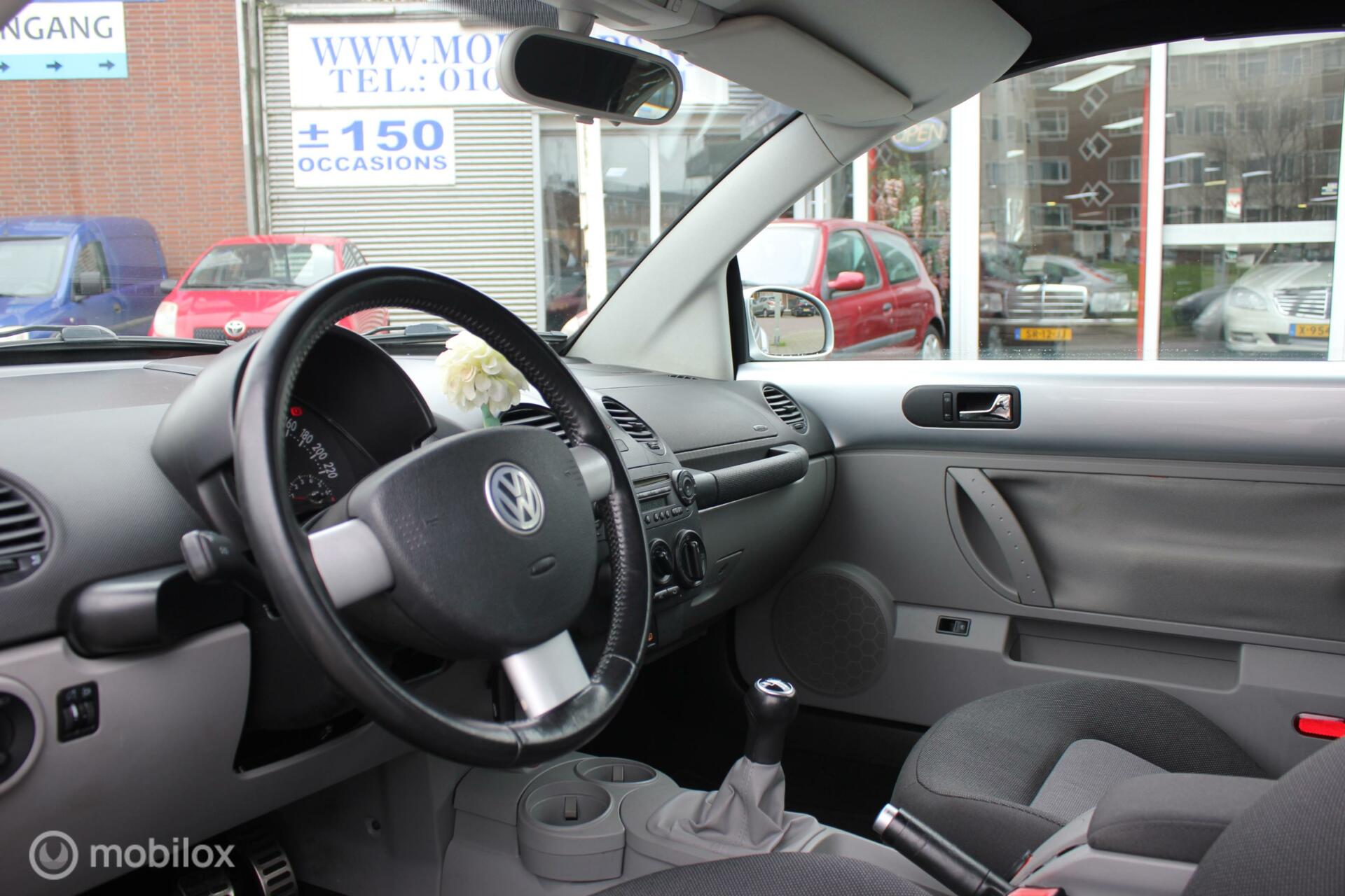 Foto van Volkswagen New Beetle Cabriolet