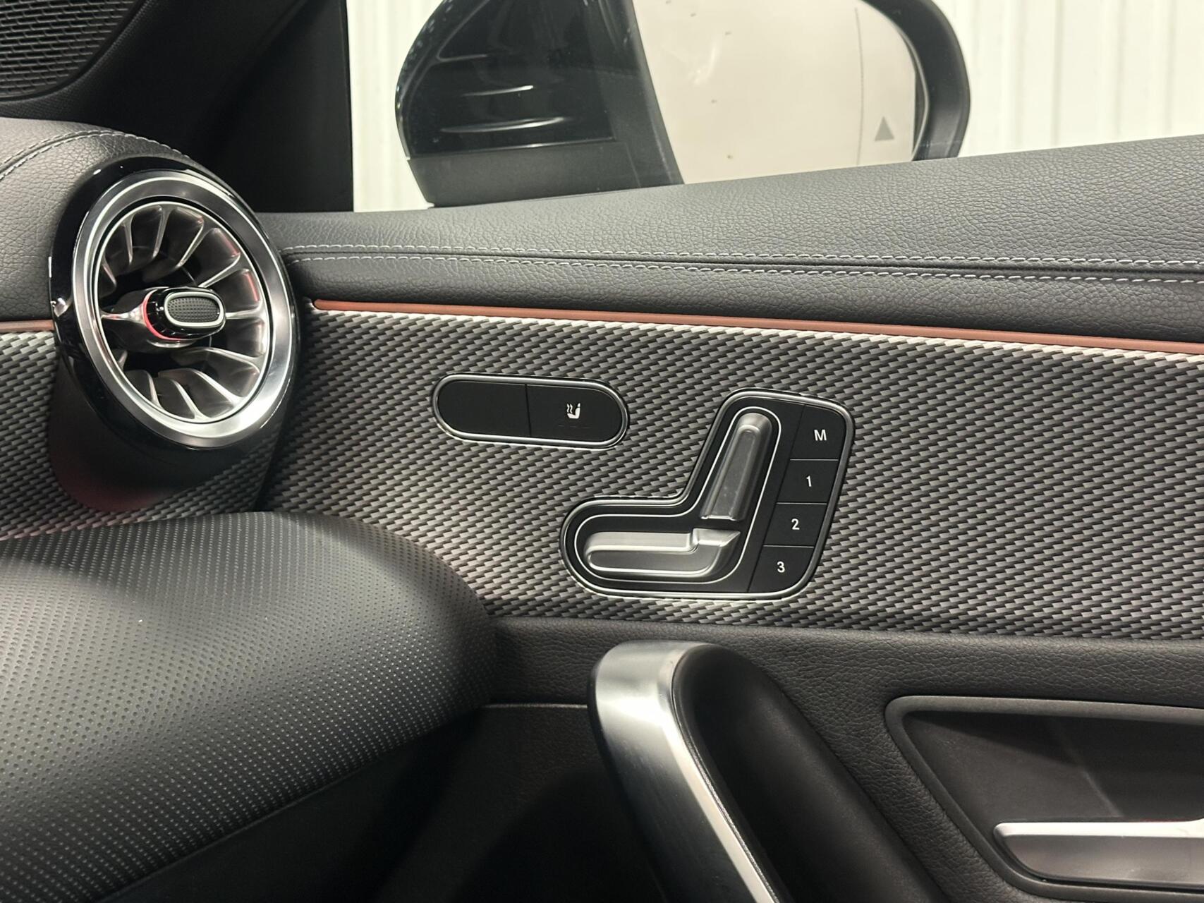 Foto van Mercedes-Benz Cla