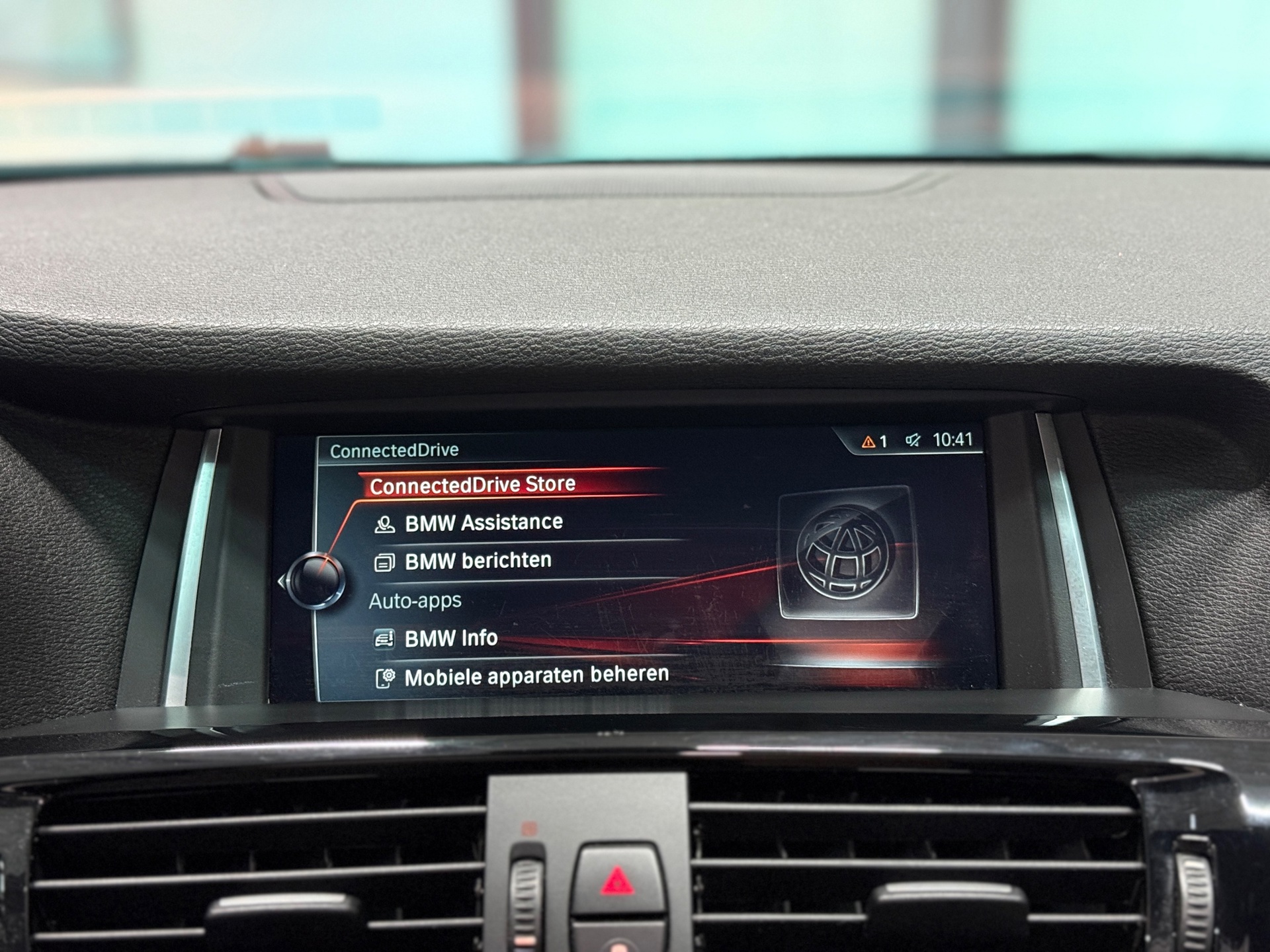Foto van BMW X4 Xdrive20i