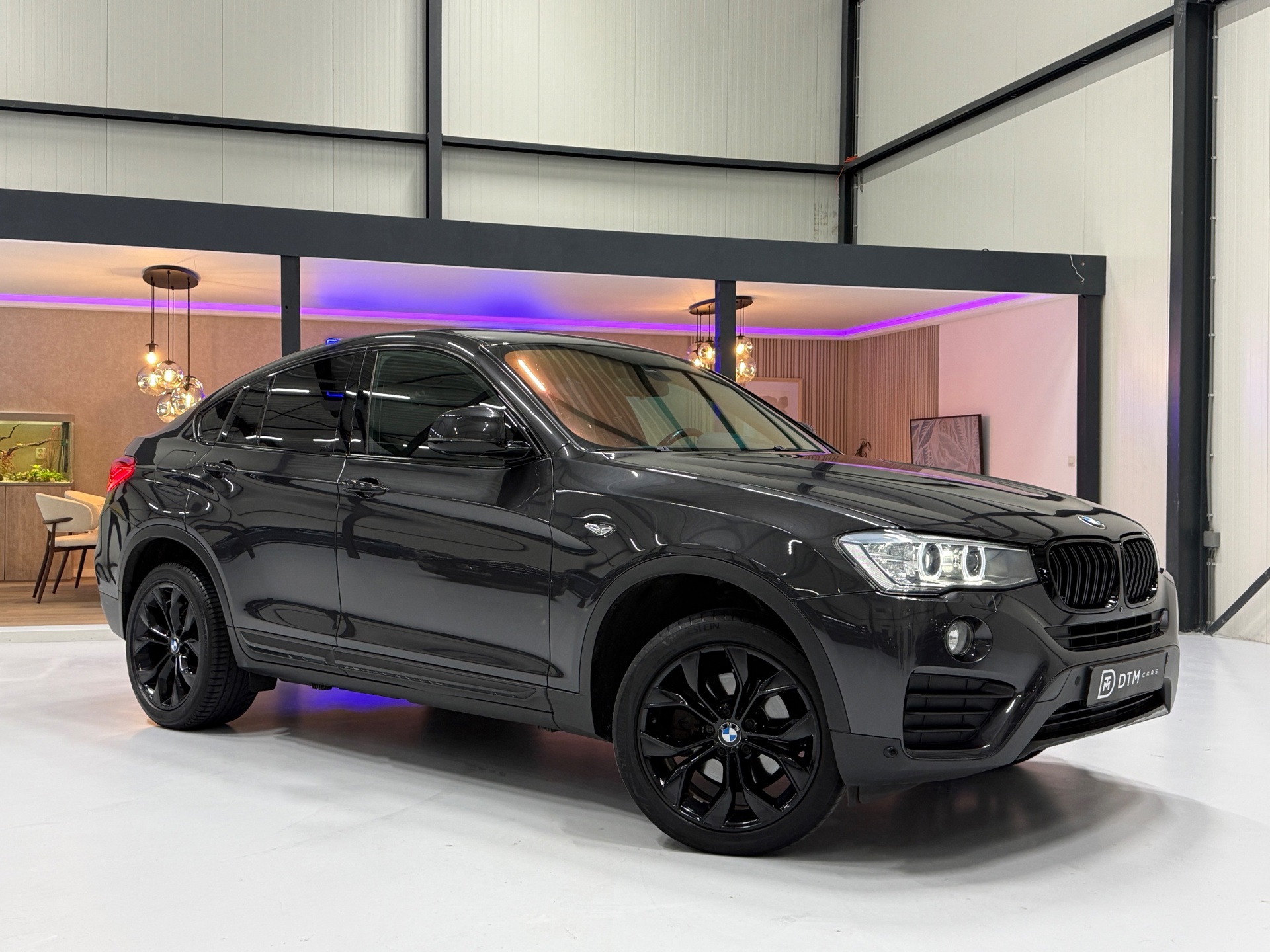 Foto van BMW X4 Xdrive20i
