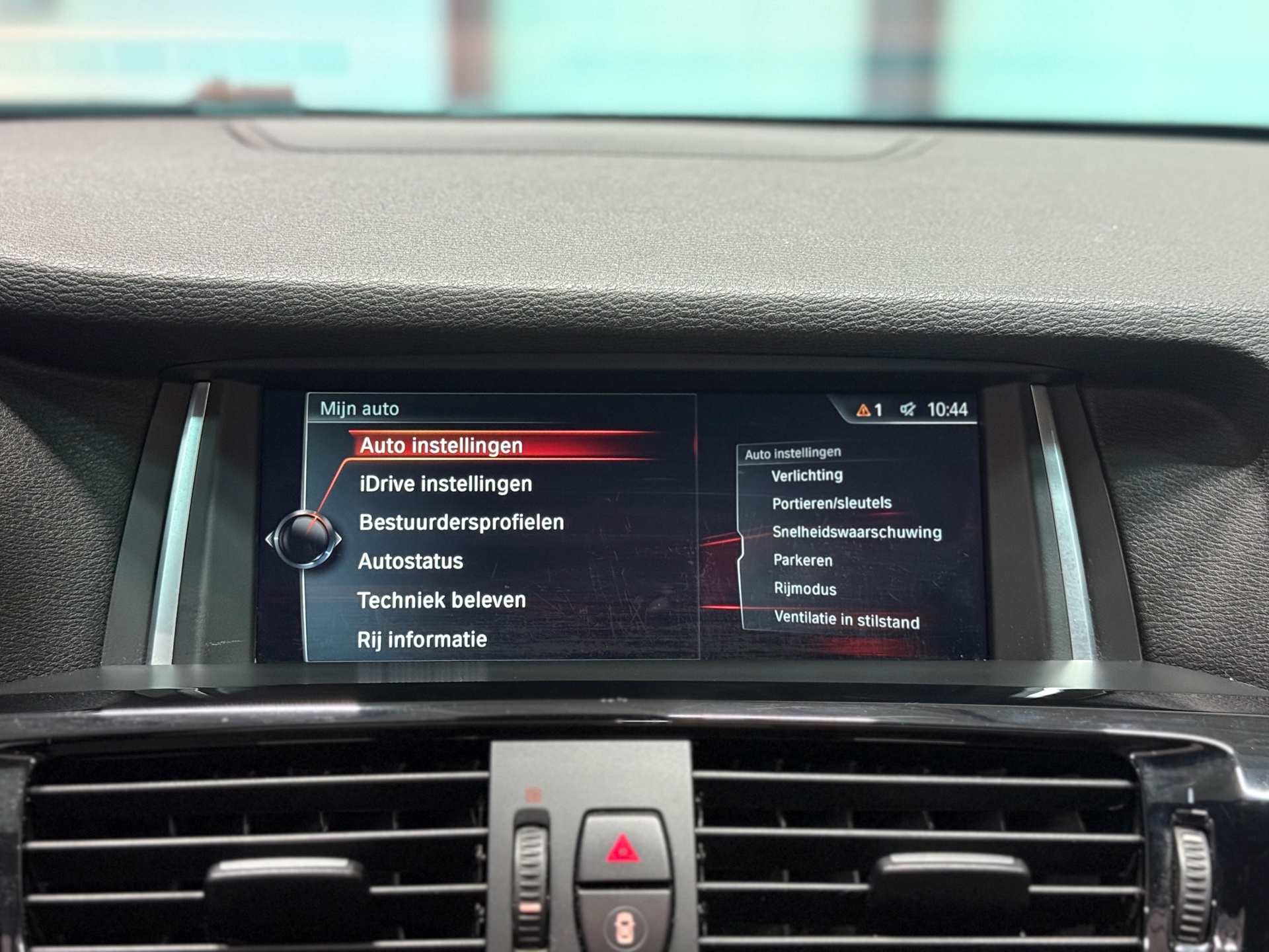Foto van BMW X4 Xdrive20i