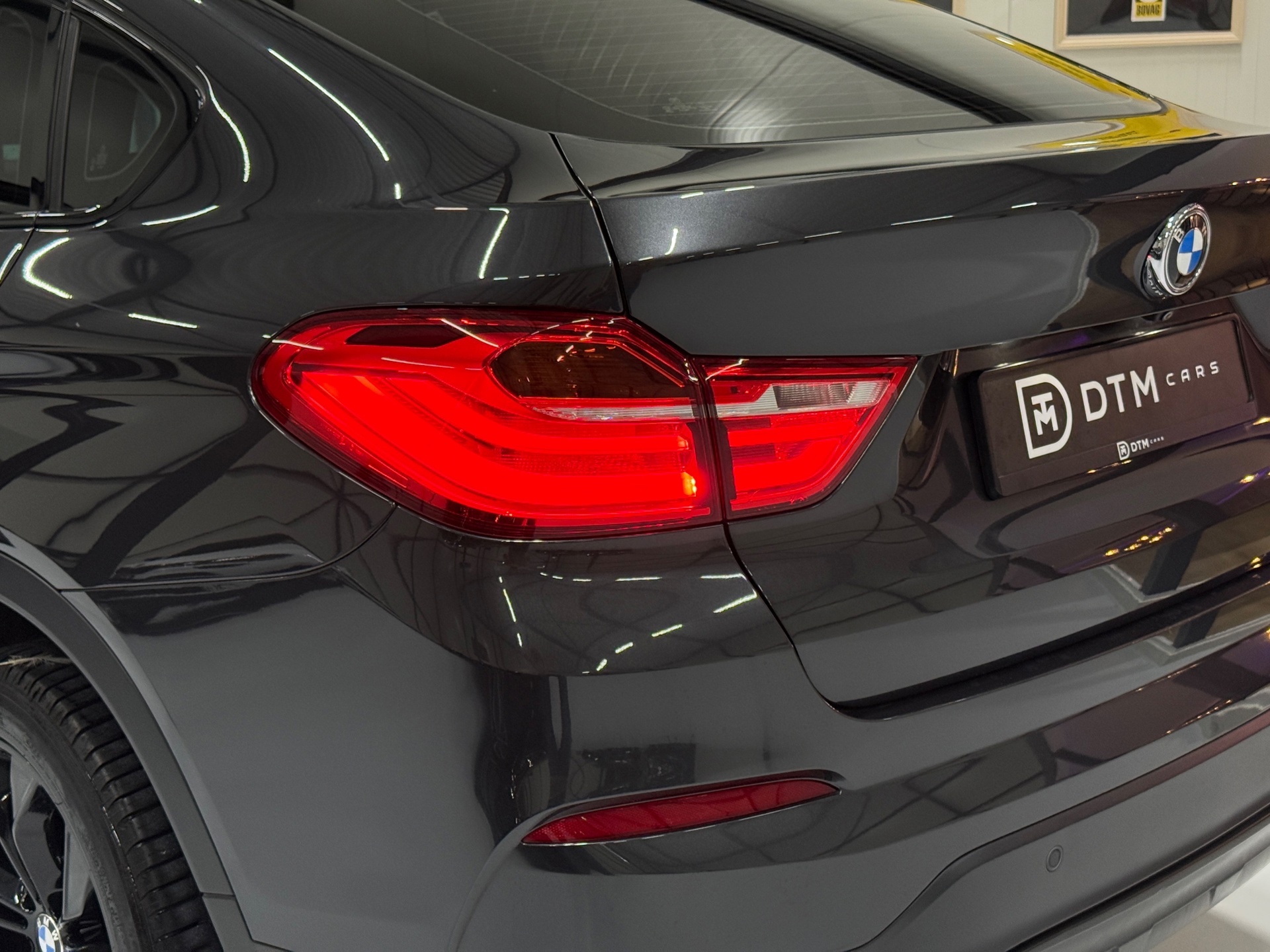 Foto van BMW X4 Xdrive20i