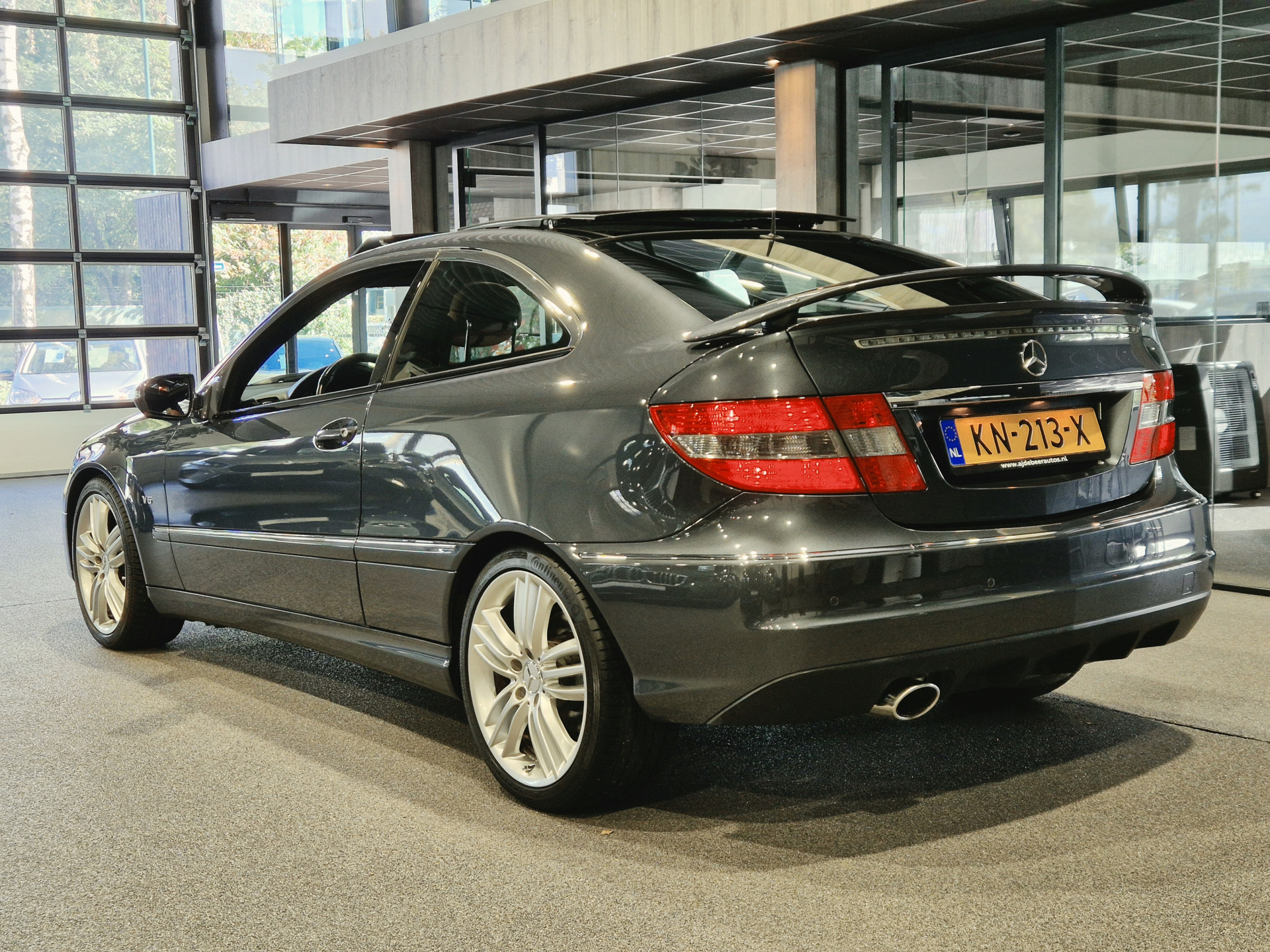 Foto van Mercedes-Benz CLC 230