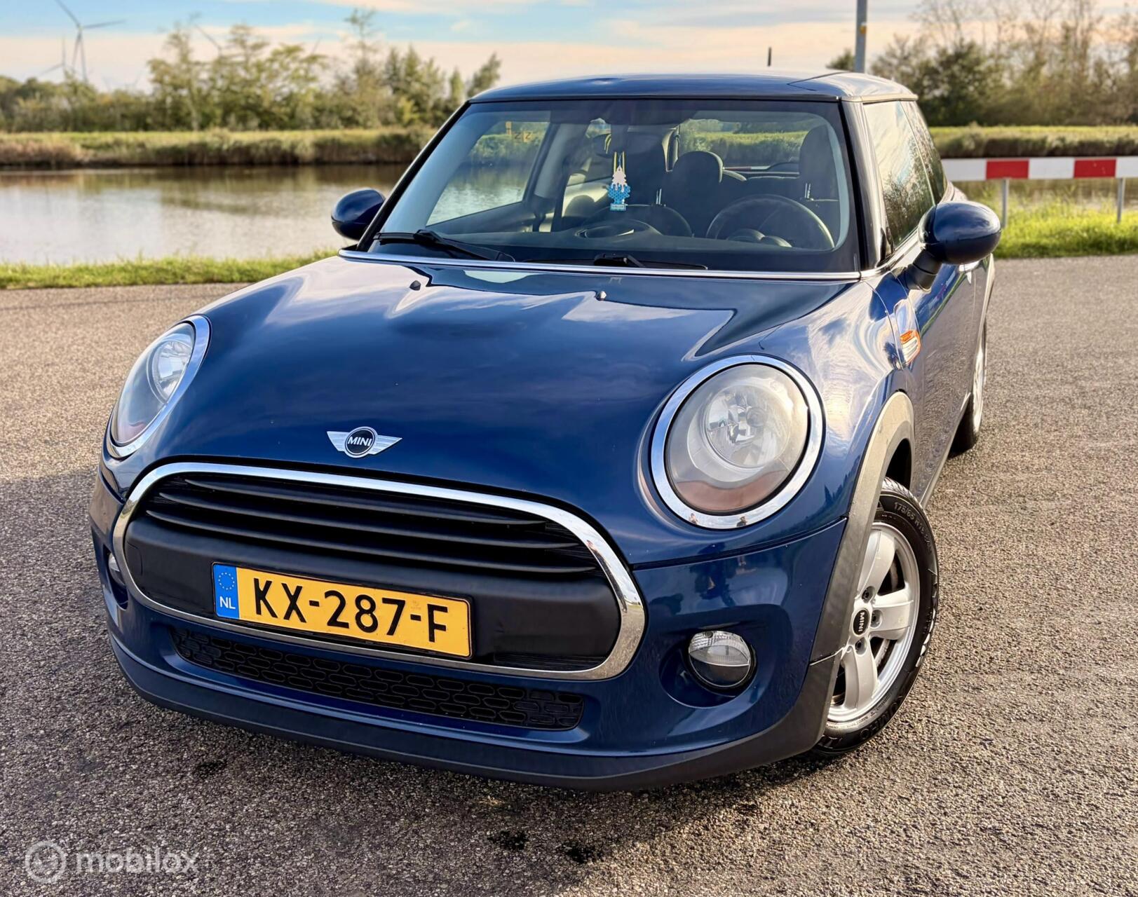 Mini One D 1.5 One D Pepper Business 2014 - voorkant