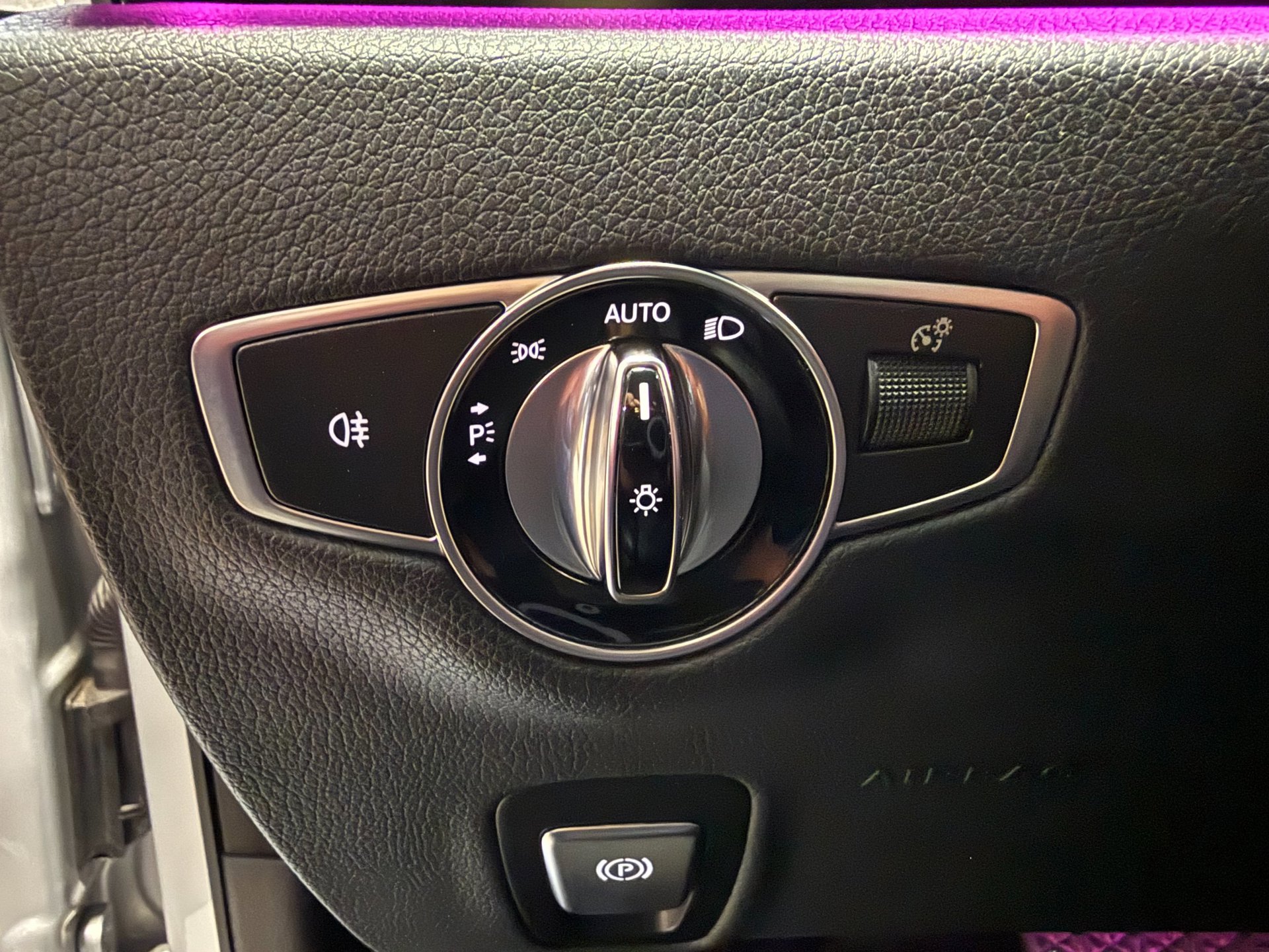 Foto van Mercedes-Benz E 350 E