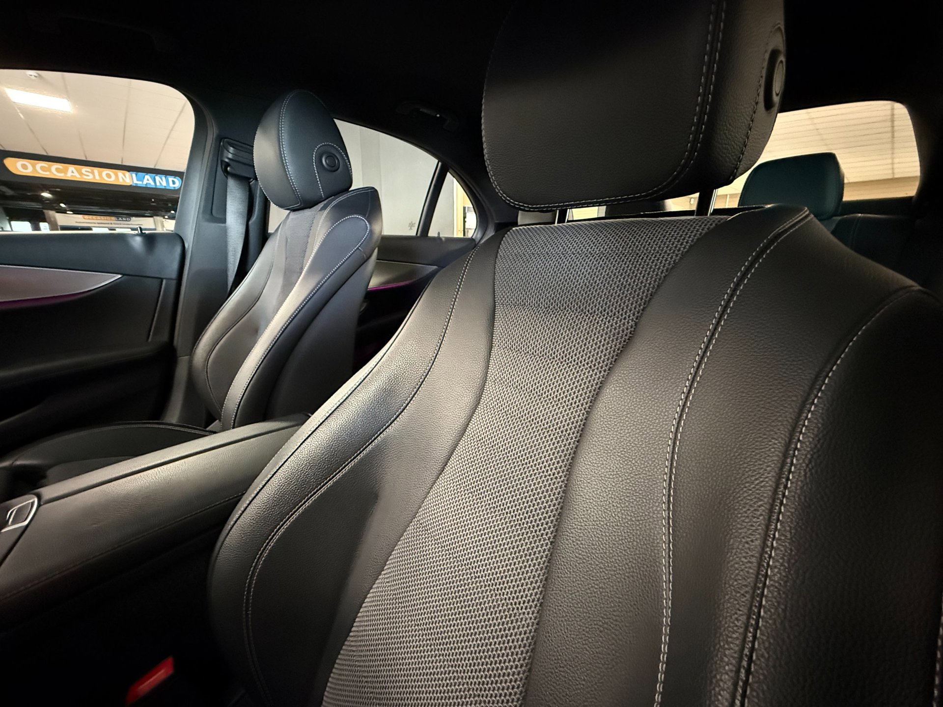 Foto van Mercedes-Benz E 350 E