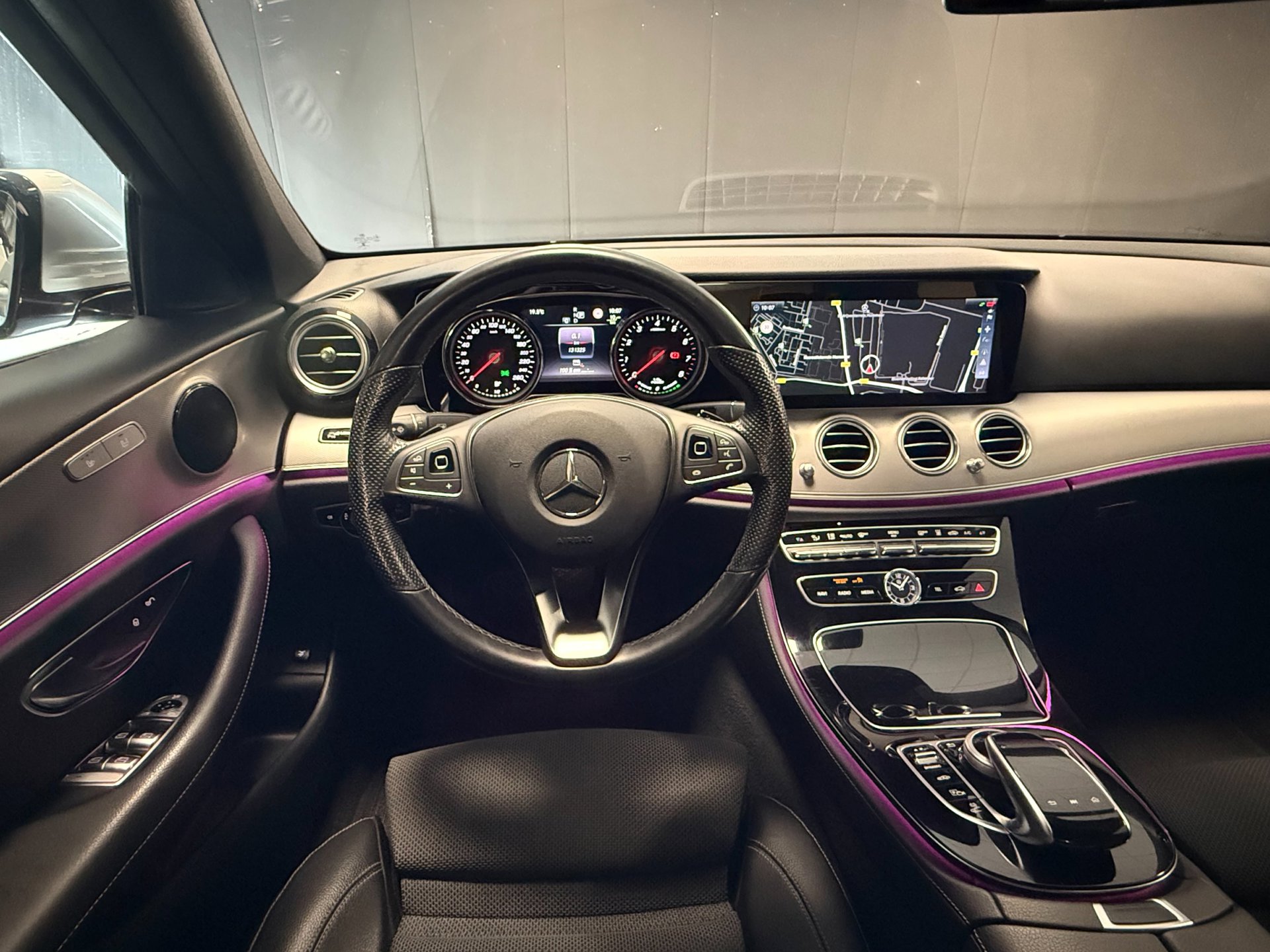 Foto van Mercedes-Benz E 350 E